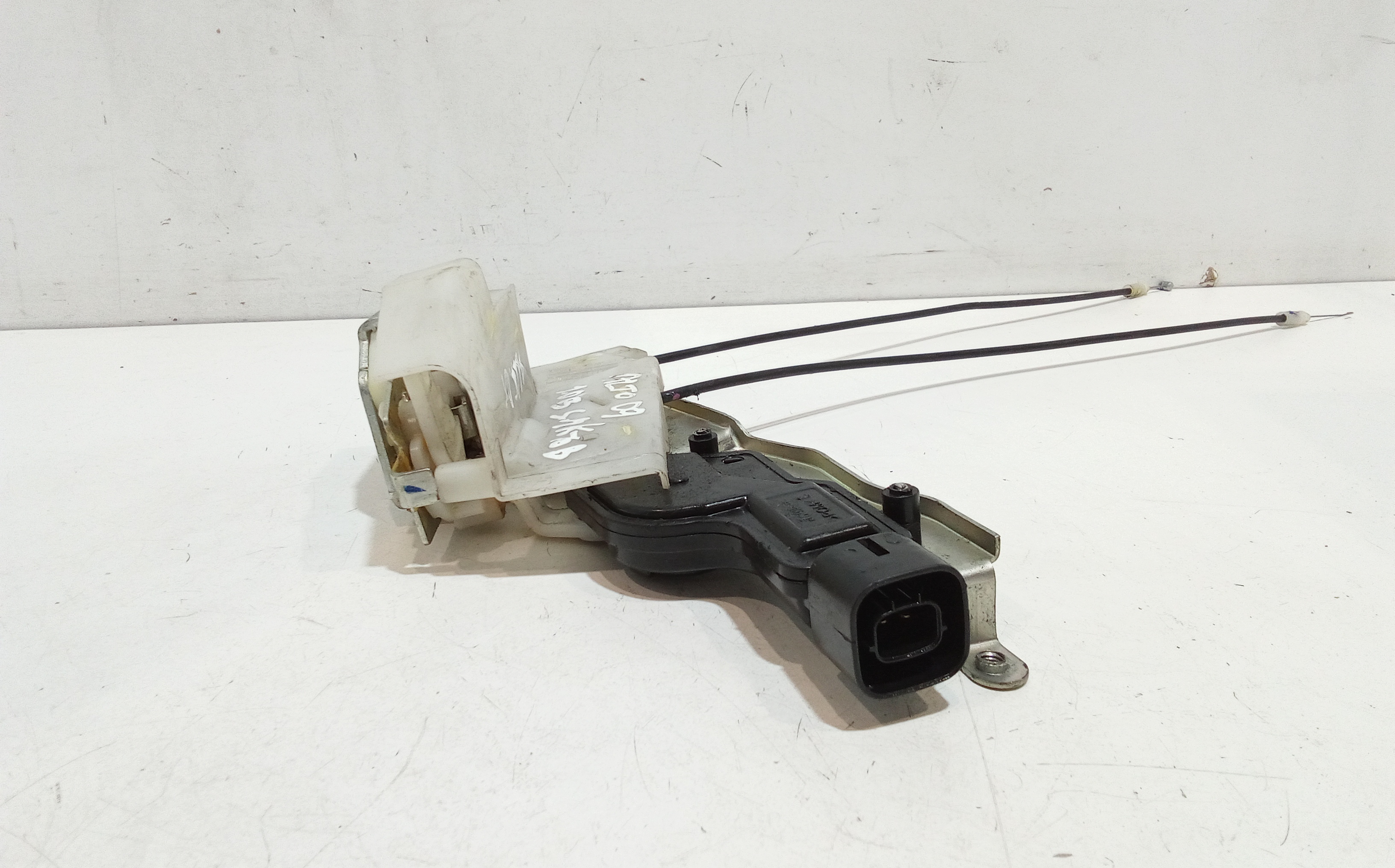 Serratura Anteriore Destra per Suzuki Alto 3 Serie (2008 - In produzione)