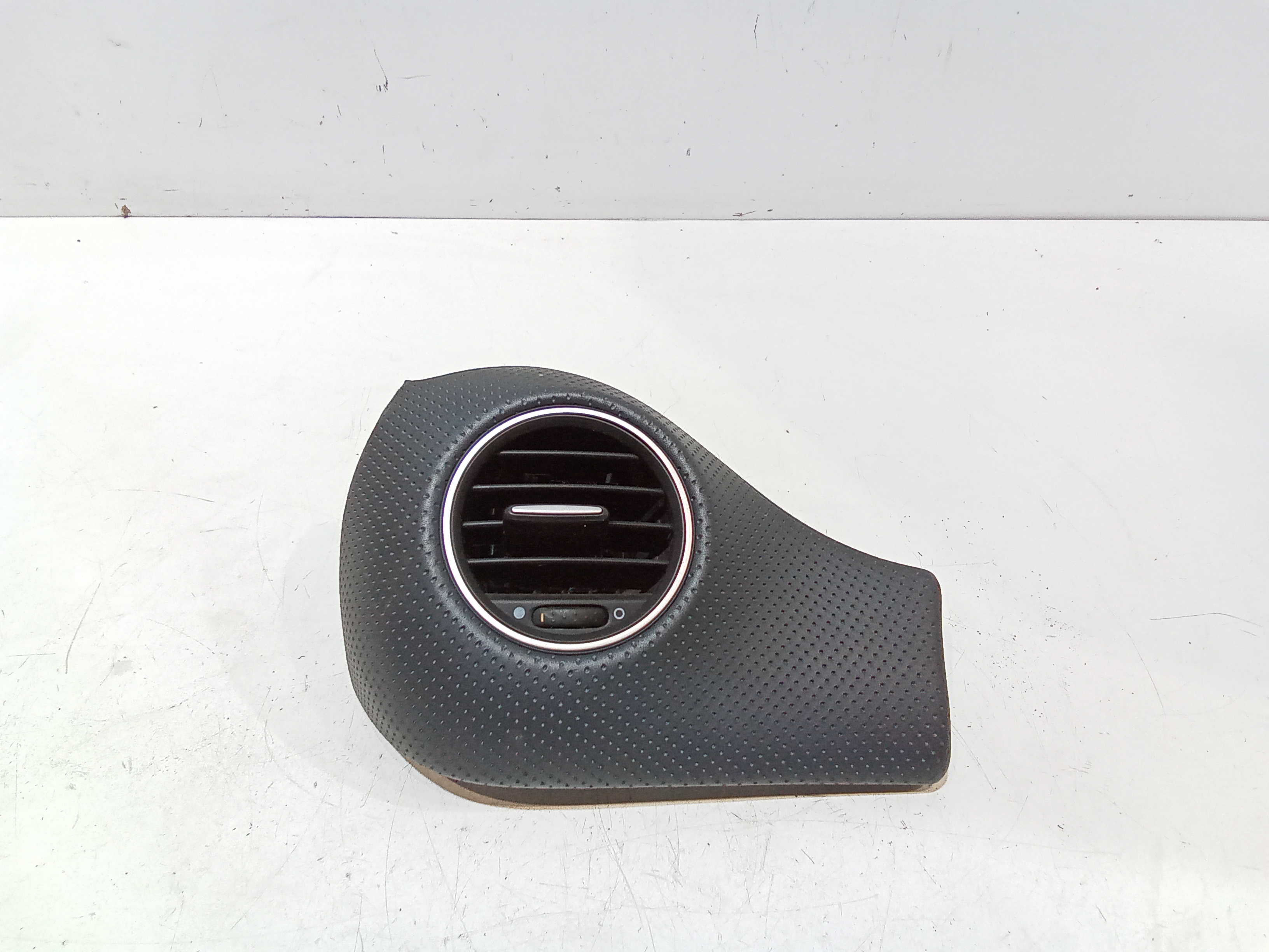 Bocchetta aria cruscotto lato guida per Fiat Punto Evo (2009 - 2012)