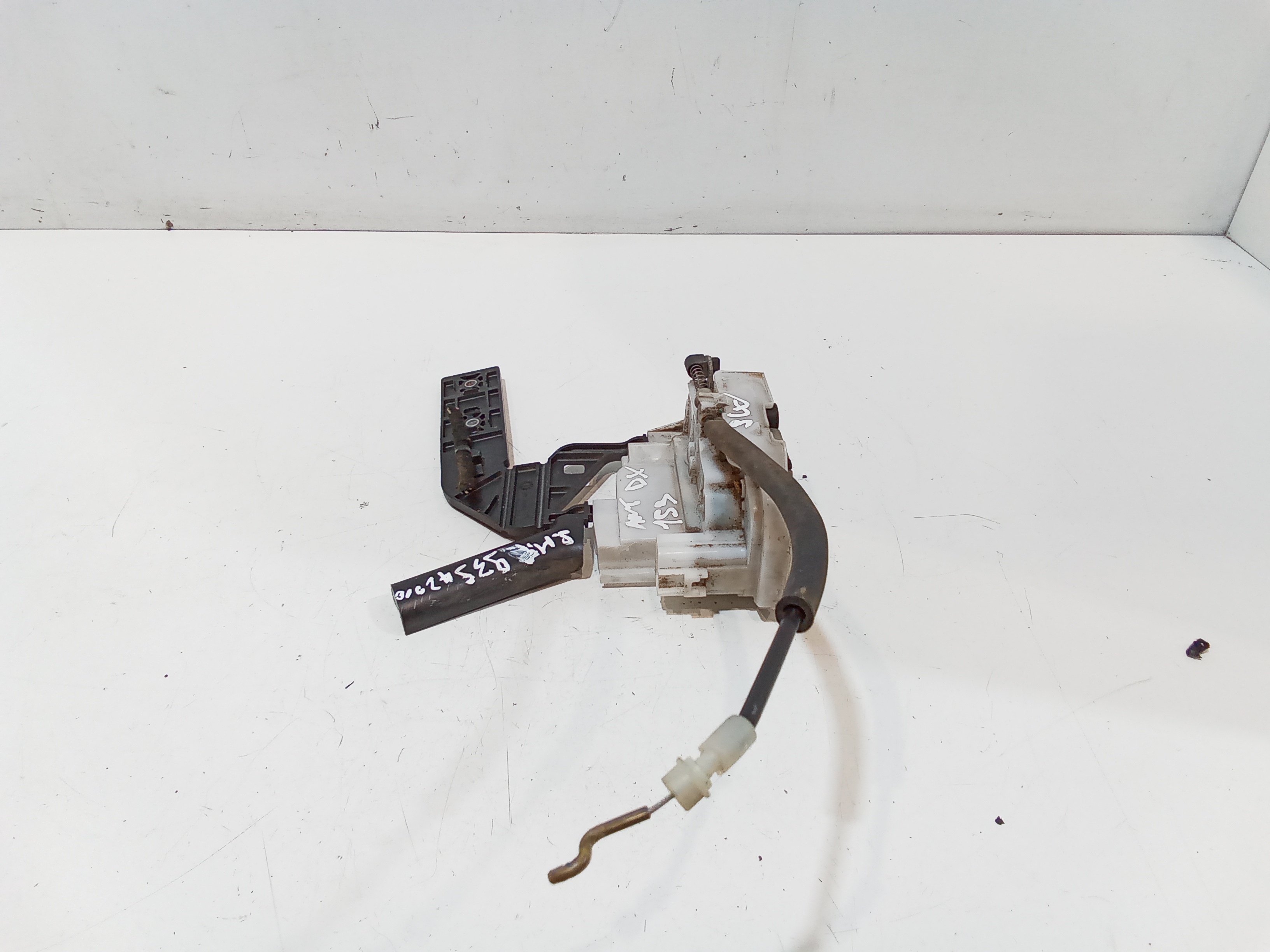 Serratura Anteriore Destra per Alfa Romeo 159 Sportwagon Serie (05>11) (2005 - 2011)