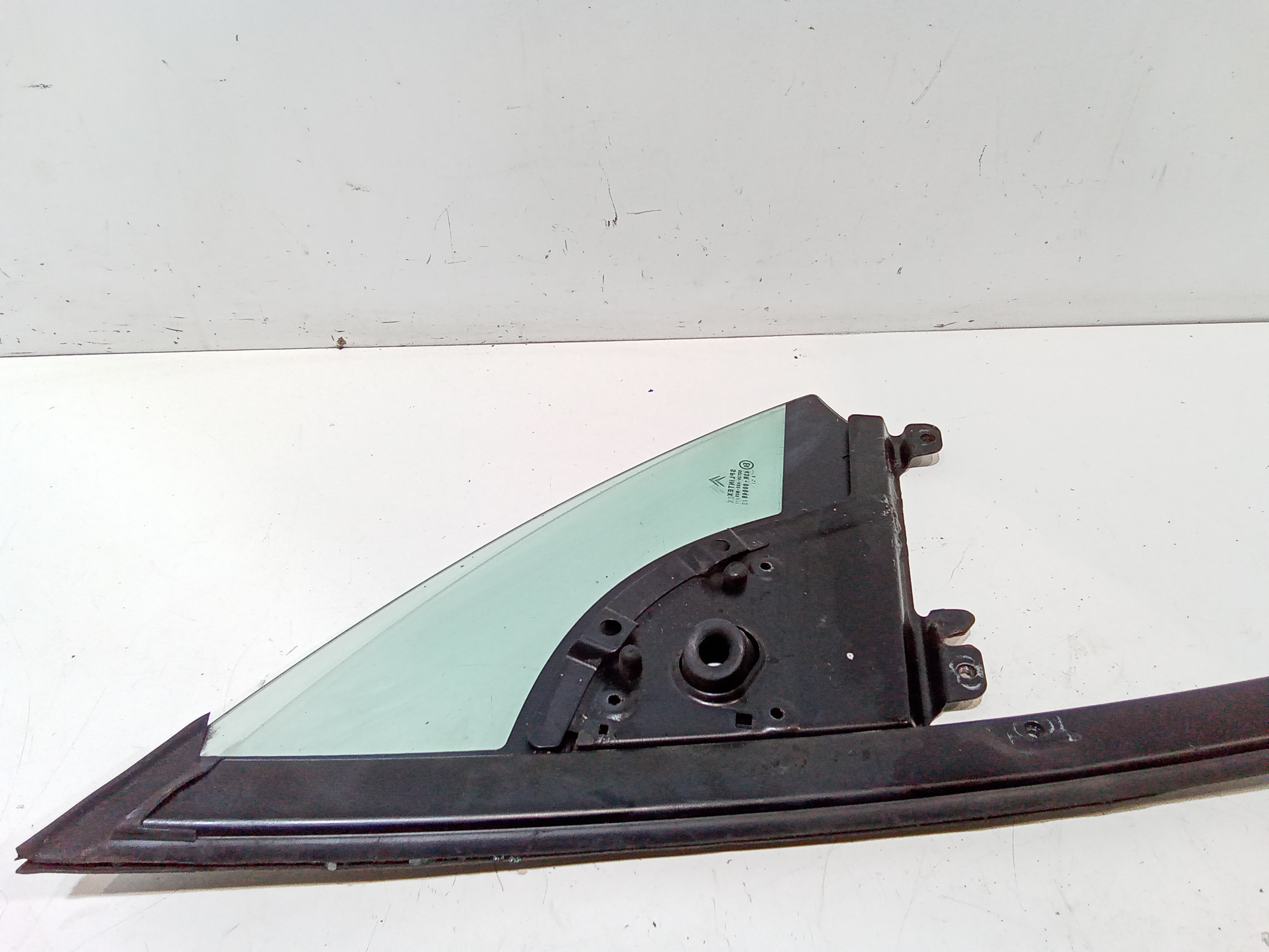 Deflettore ant SX per Citroen C3 Pluriel (2003 - In produzione)