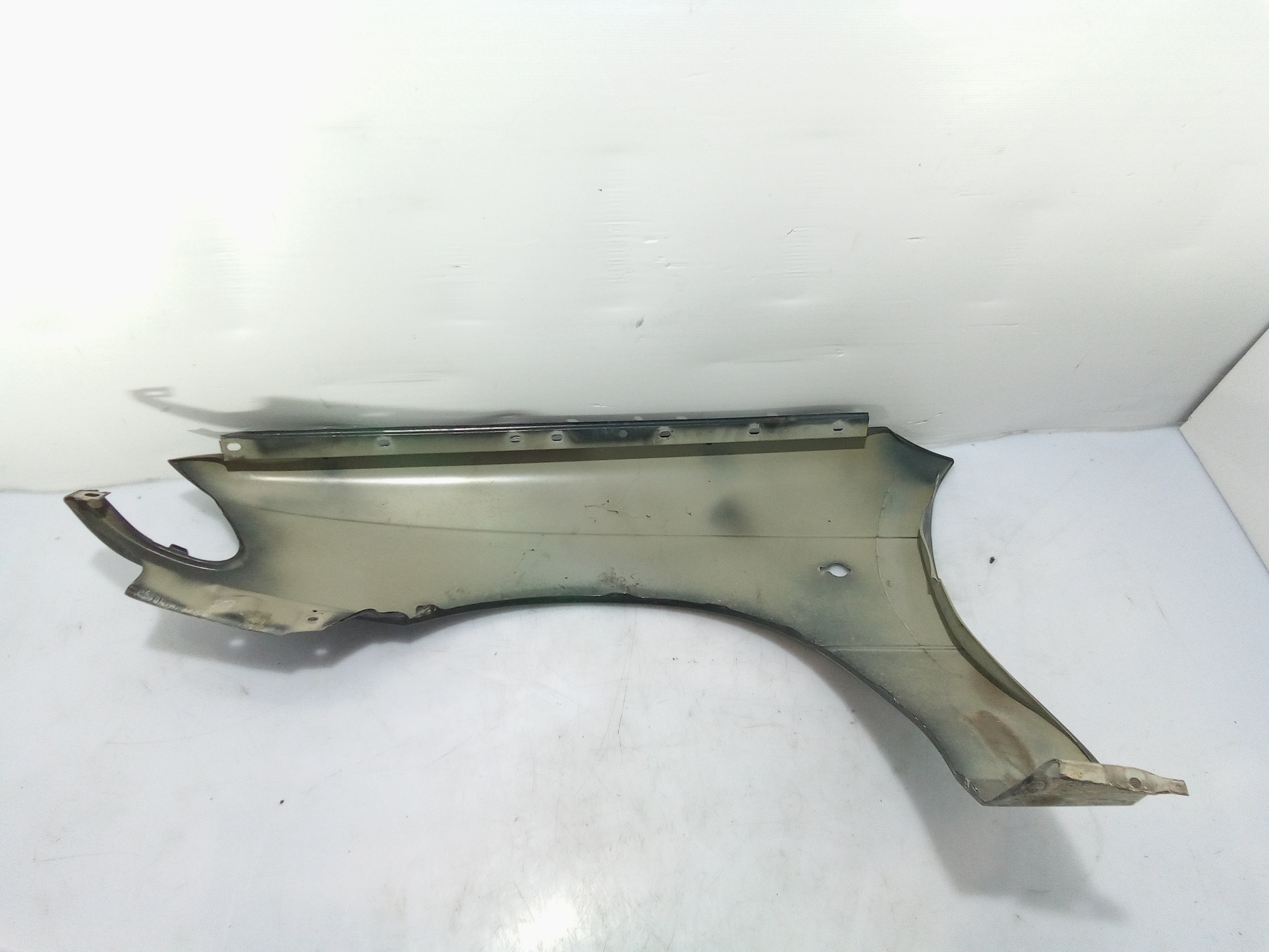 Parafango Anteriore Destro per Opel Astra F Berlina 2 Serie (1994 - 1998)