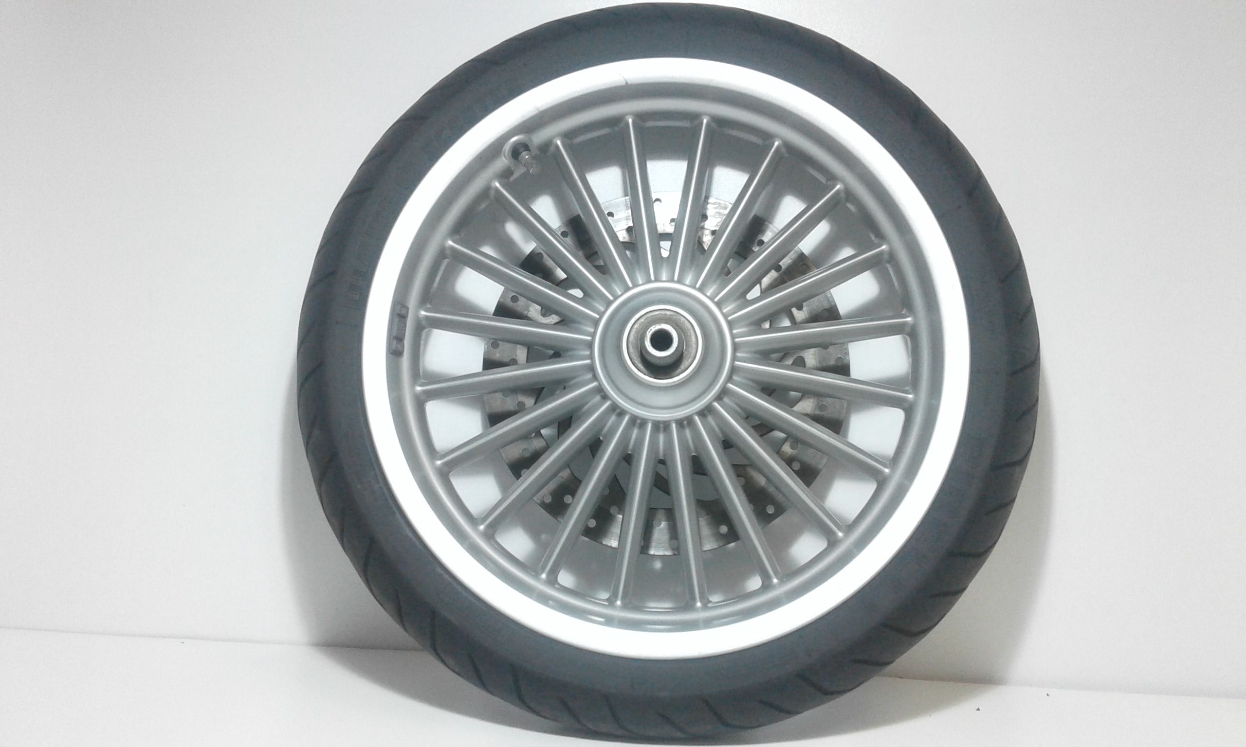 Ruota anteriore PIAGGIO Beverly 300cc i.e.