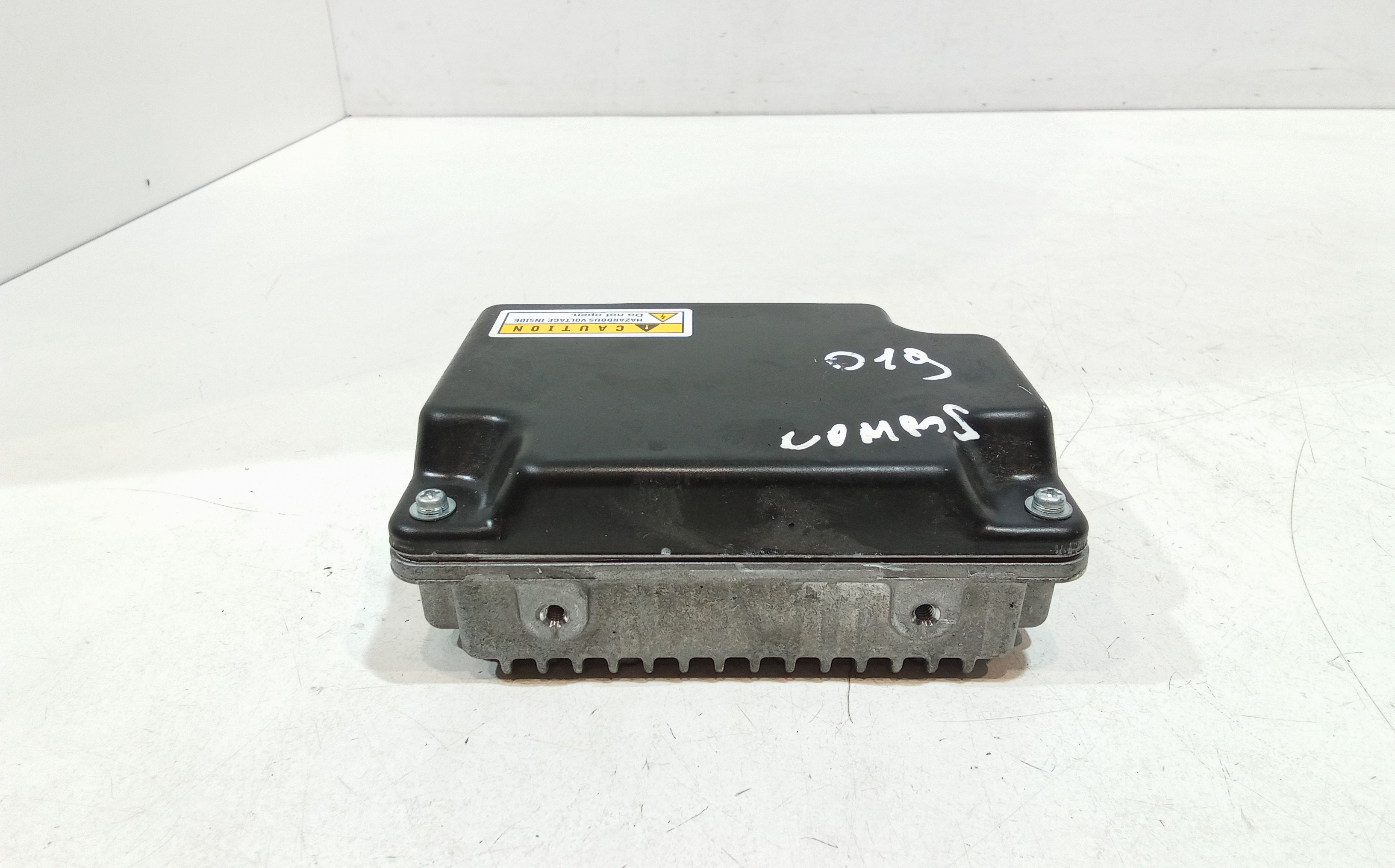 Presa di alimentazione ausiliaria (inverter) da 230 V per Jeep Compass Serie (16>) (2016 - In produzione)