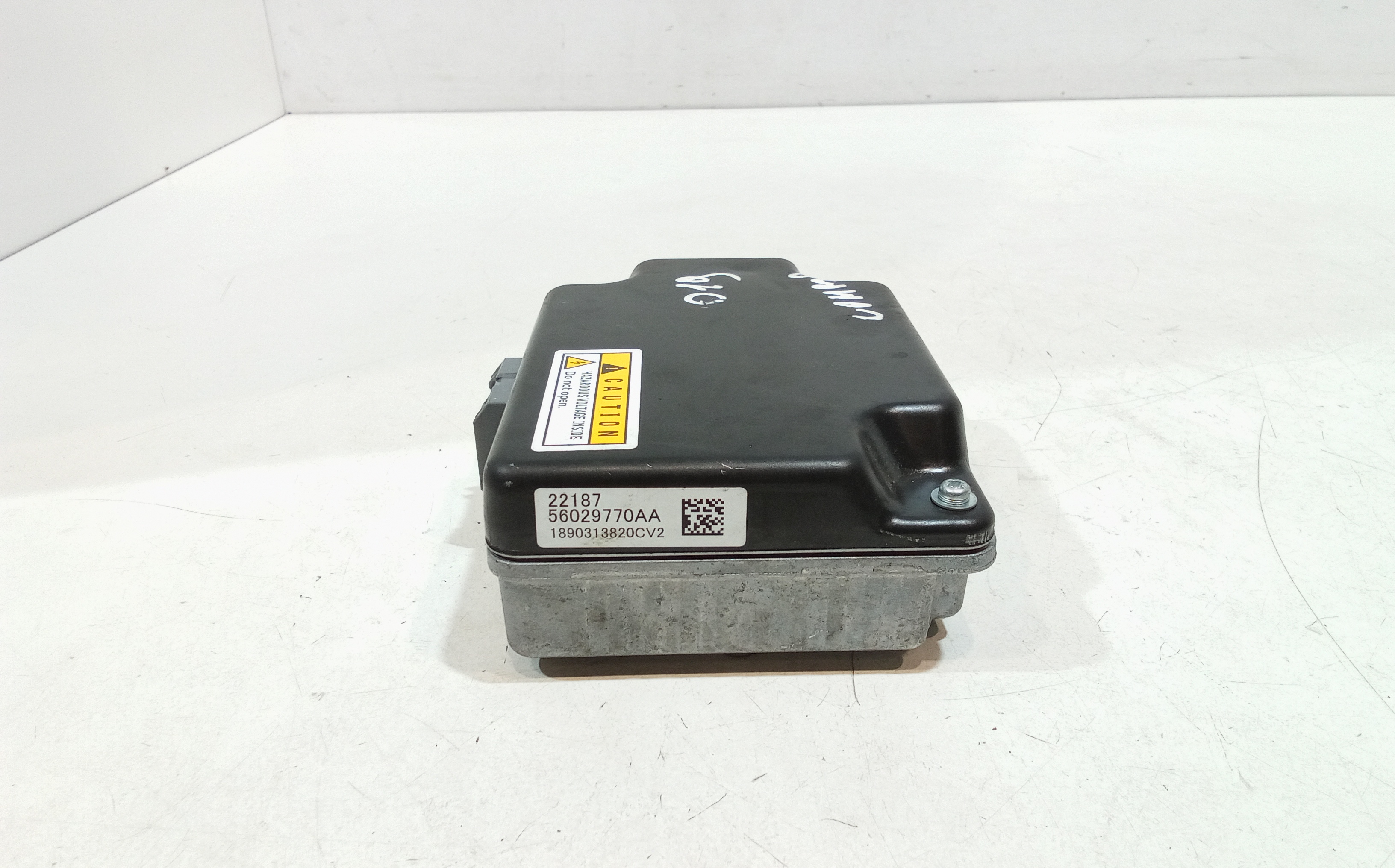 Presa di alimentazione ausiliaria (inverter) da 230 V per Jeep Compass Serie (16>) (2016 - In produzione)