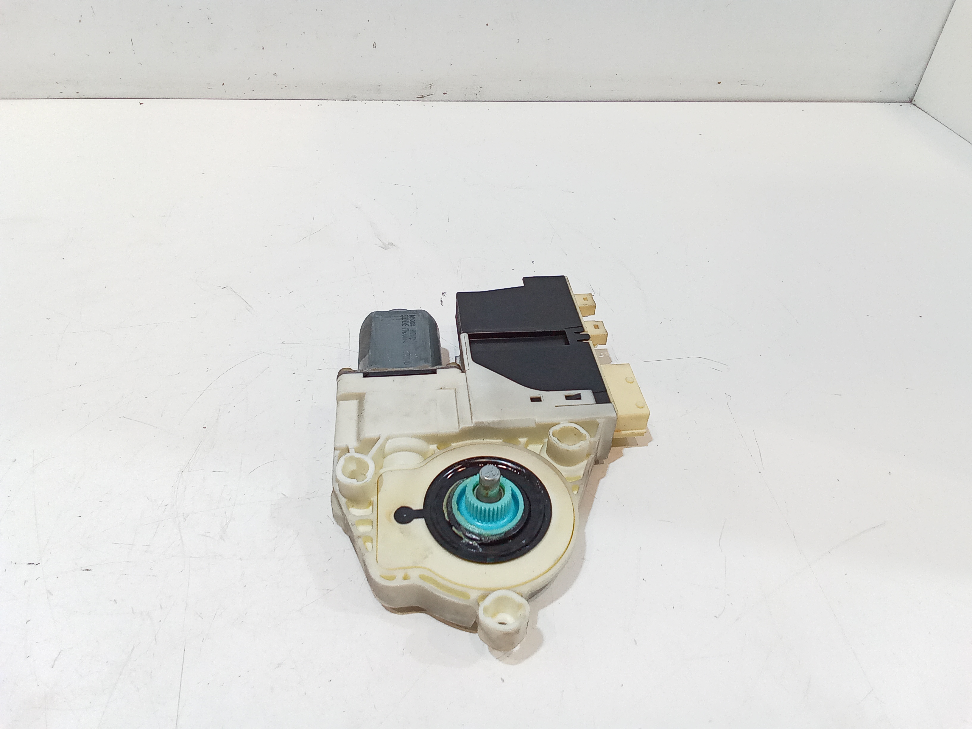 Motorino Alzavetro anteriore Sinistro per Peugeot 307 S. Wagon 2 Serie (2005 - In produzione)