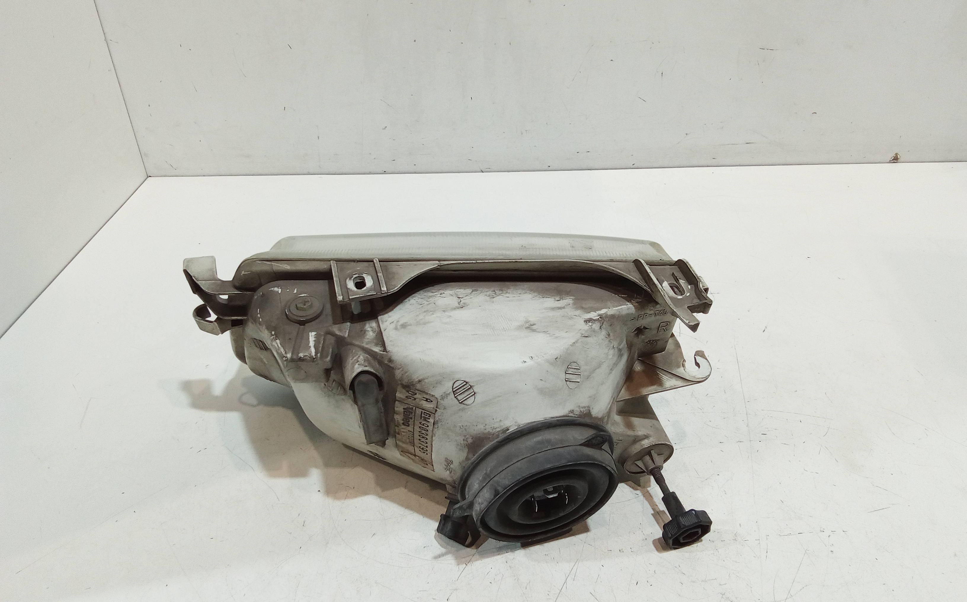 Faro anteriore Destro Passeggero per Opel Astra F Berlina (1991 - 1994)