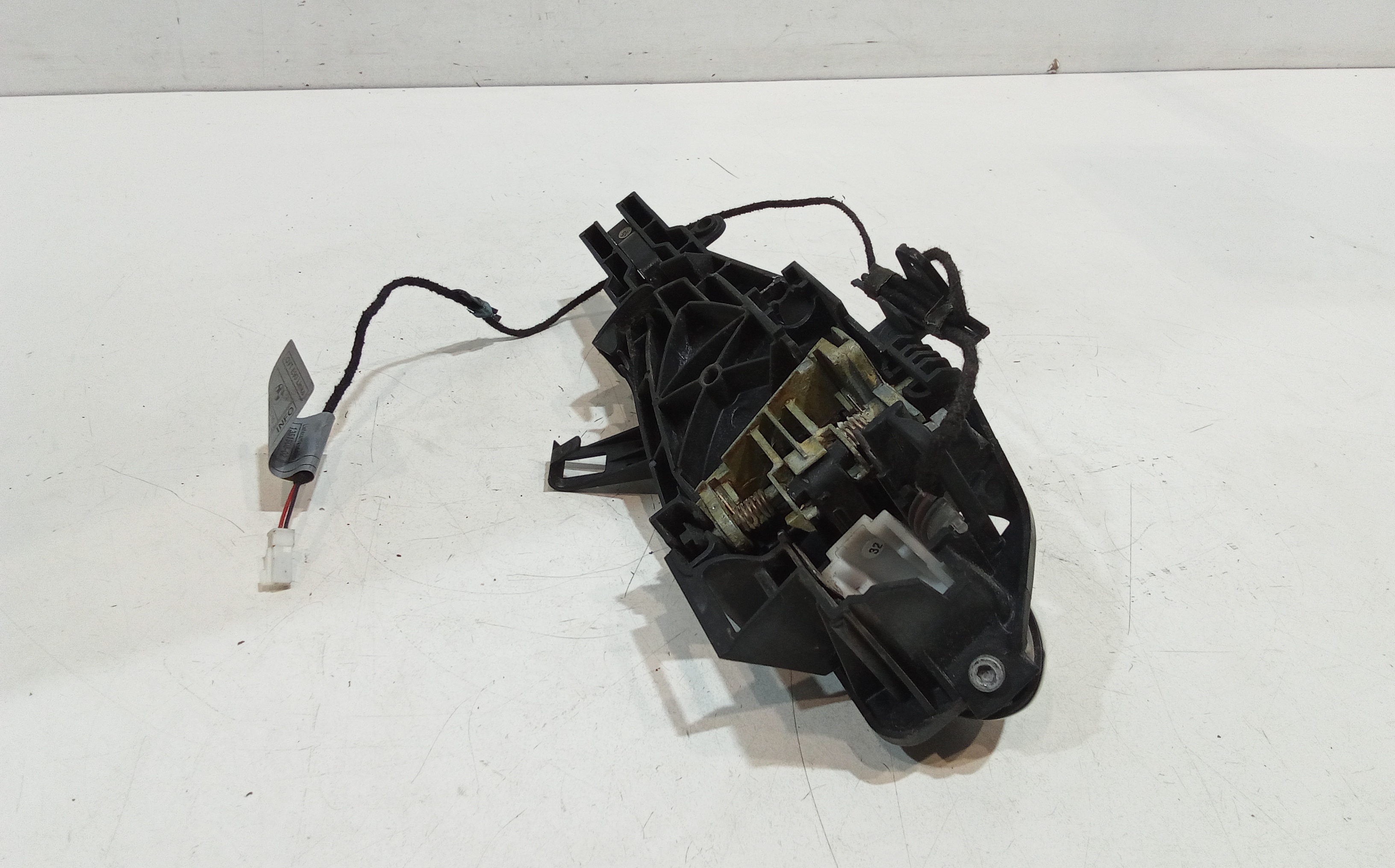 Maniglia esterna Posteriore Sinistra per Bmw Serie 3 E91 Touring (2005 - 2008)