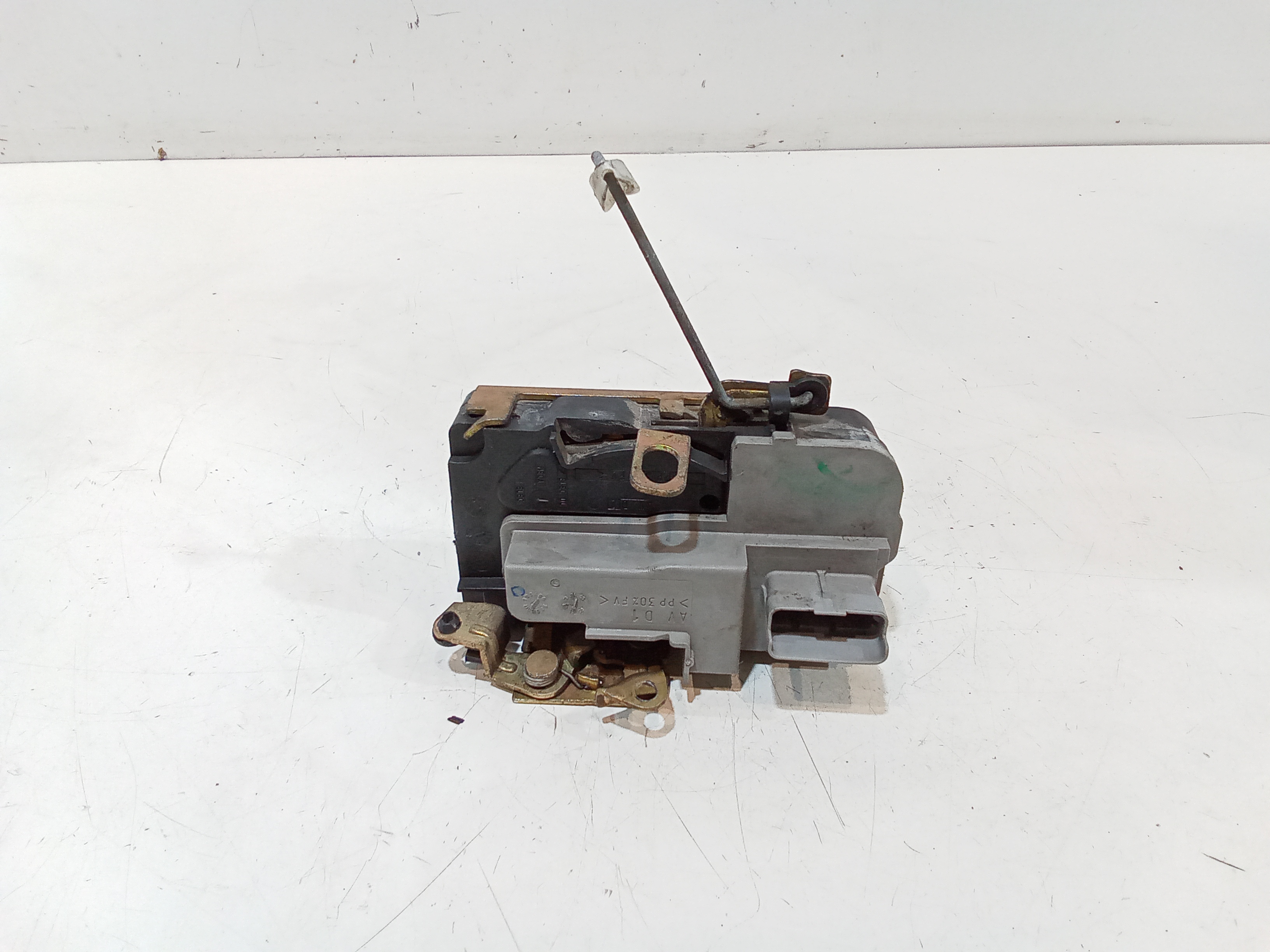 Serratura Anteriore Destra per Peugeot 206 1 Serie (1998 - 2003)