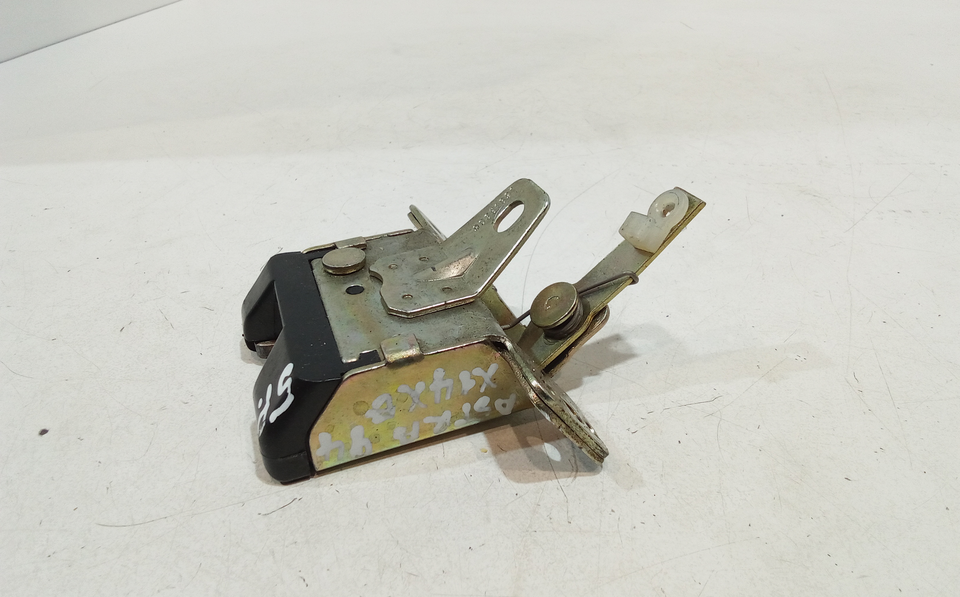 Serratura Cofano Posteriore per Opel Astra F Berlina (1991 - 1994)