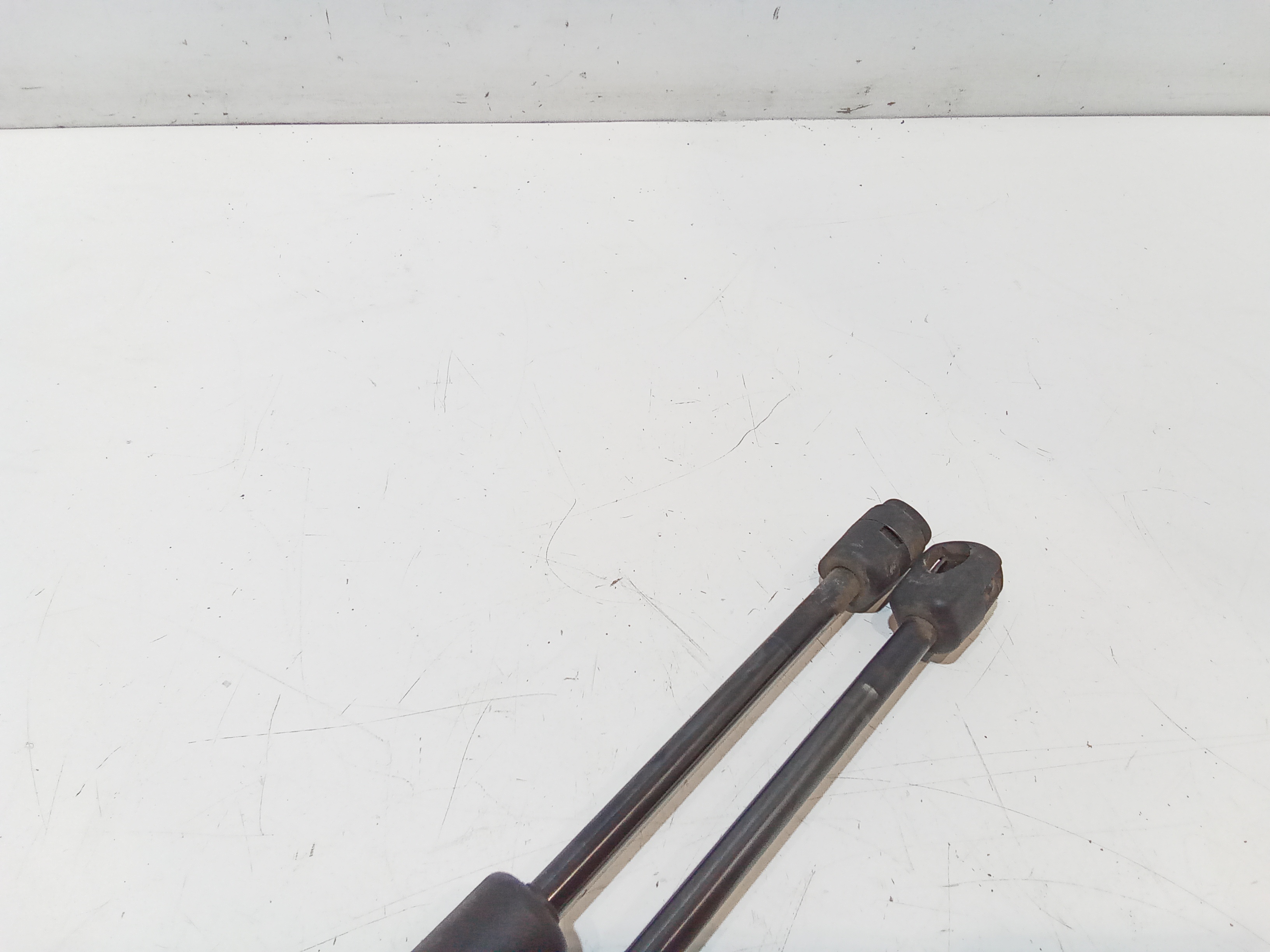 Pistoncini cofano ant per Mini Countryman 1 Serie (2010 - In produzione)