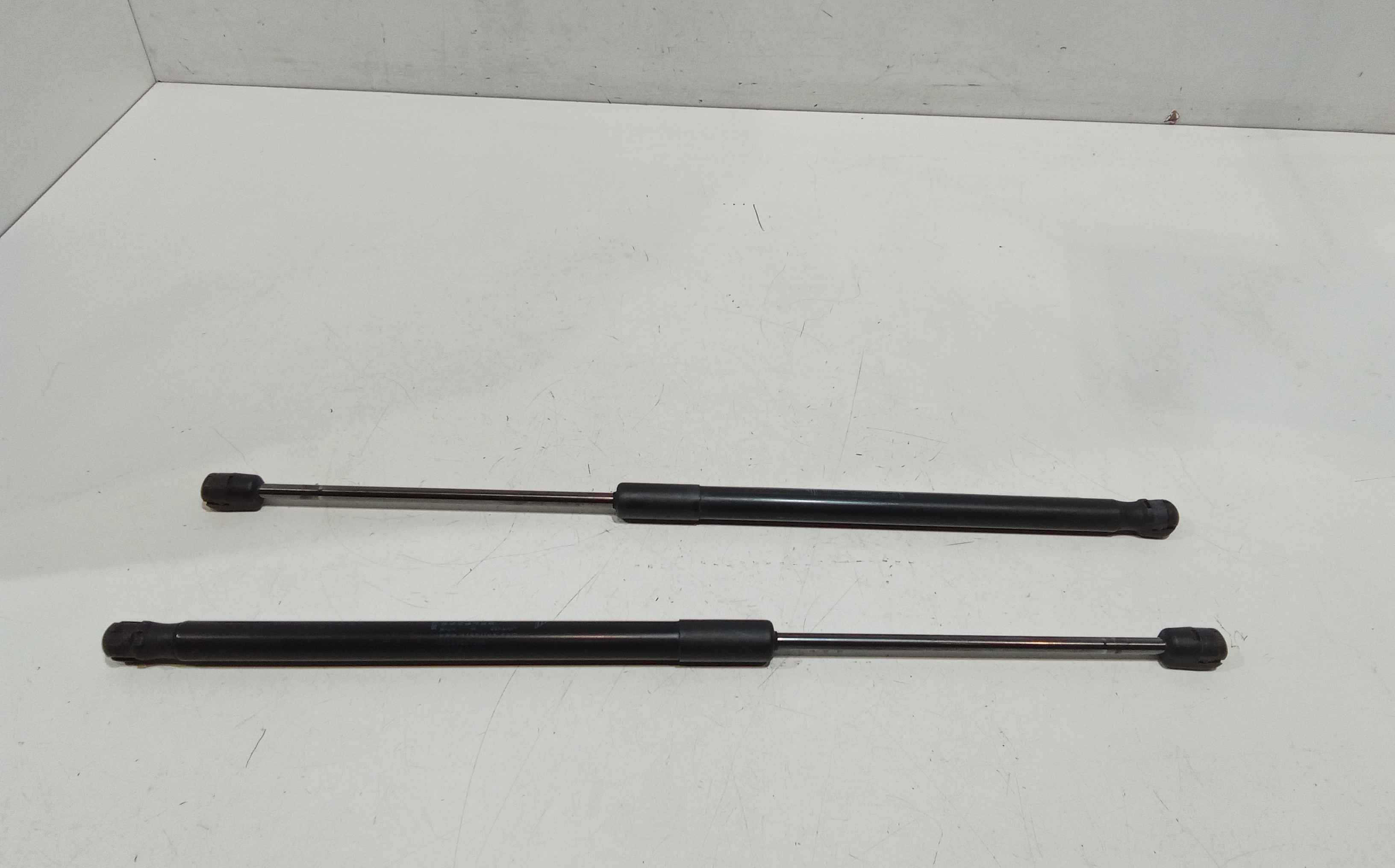 Pistoncini cofano Post. per Mini Countryman 1 Serie (2010 - In produzione)