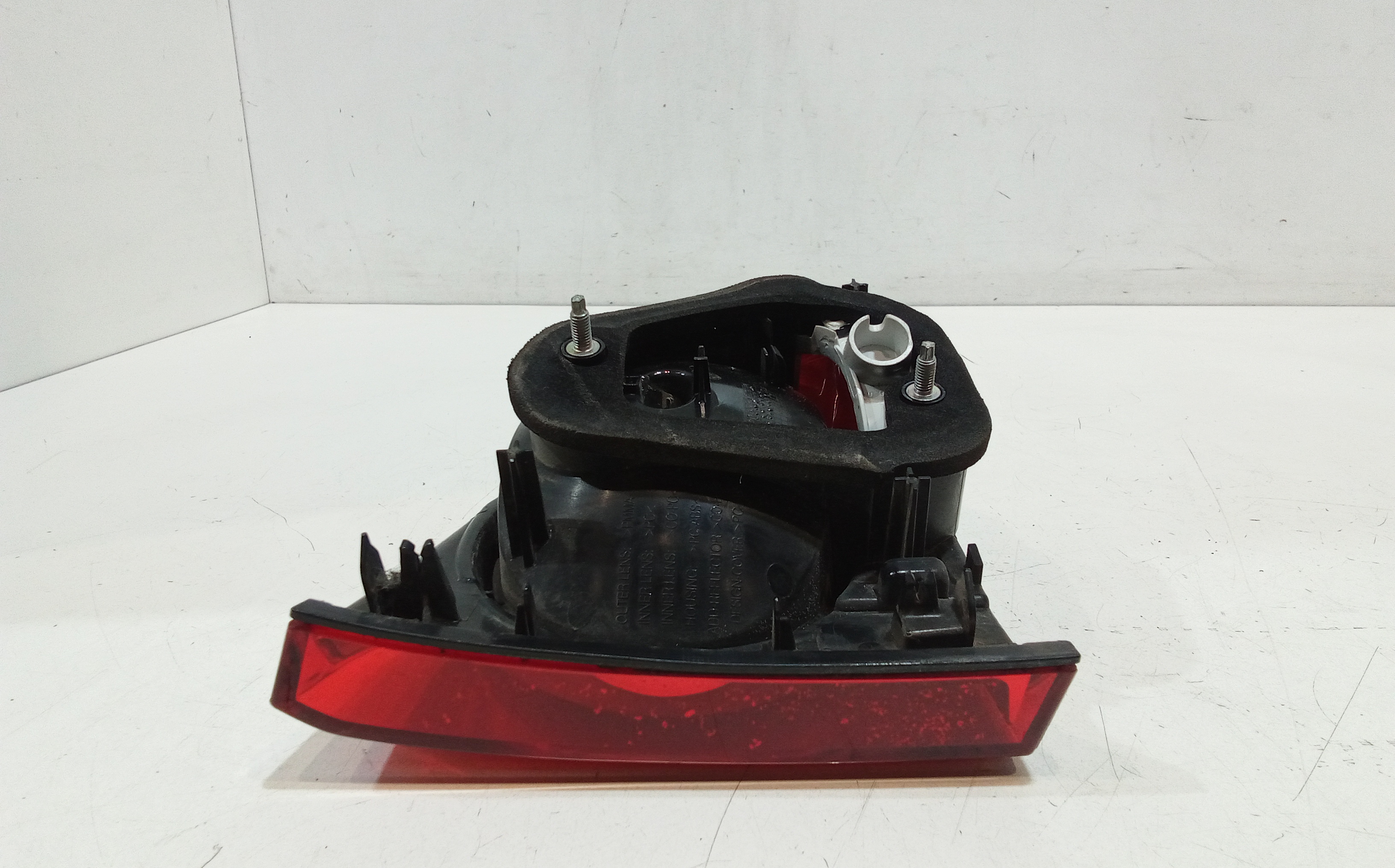 Stop Posteriore Destro Integrato nel Portello per Volkswagen Tiguan 1 Serie (2007 - 2011)