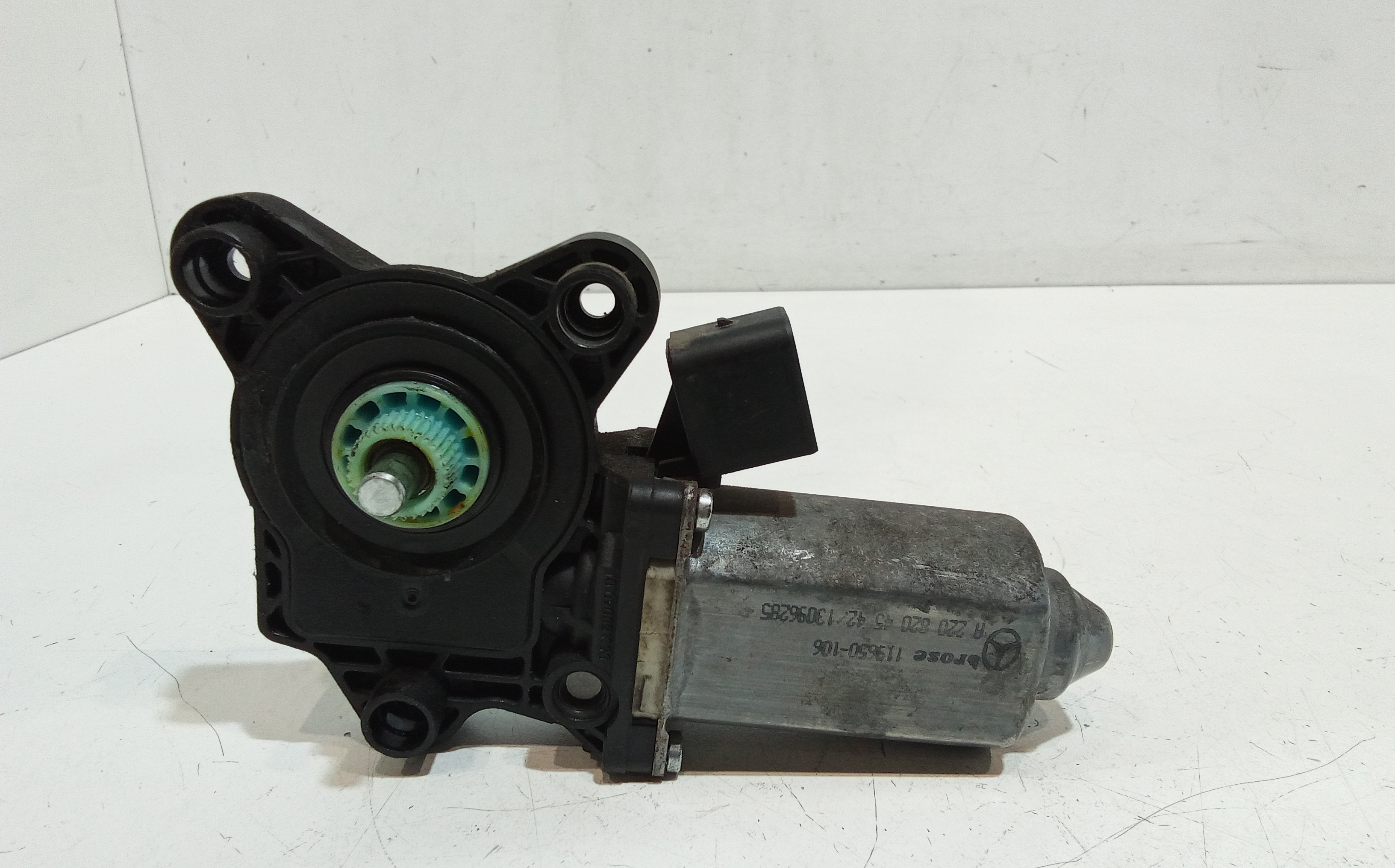 Motorino Alzavetro anteriore destra per Mercedes Classe C Berlina W203 2 Serie (2004 - 2007)