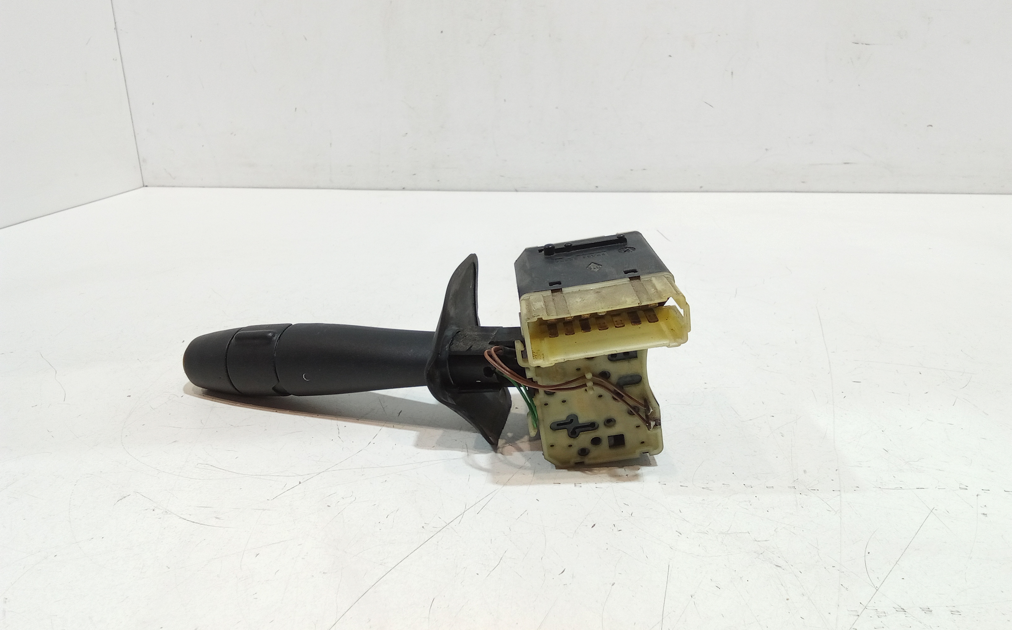 Devioluci destro per Renault Megane Cabrio (95>99) (1995 - 1999)