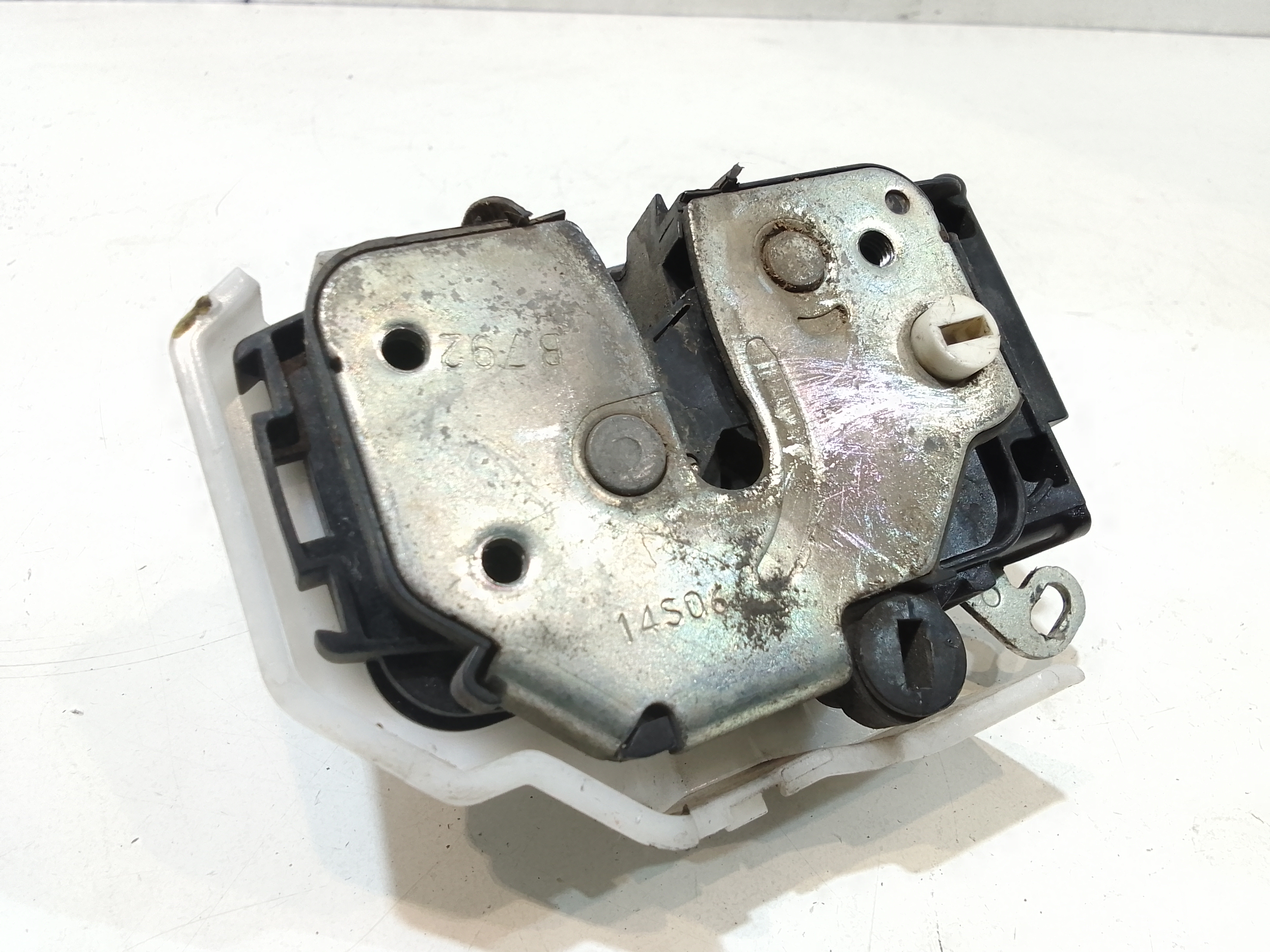 Serratura Posteriore Sinistra per Alfa Romeo 159 Sportwagon Serie (05>11) (2005 - 2011)