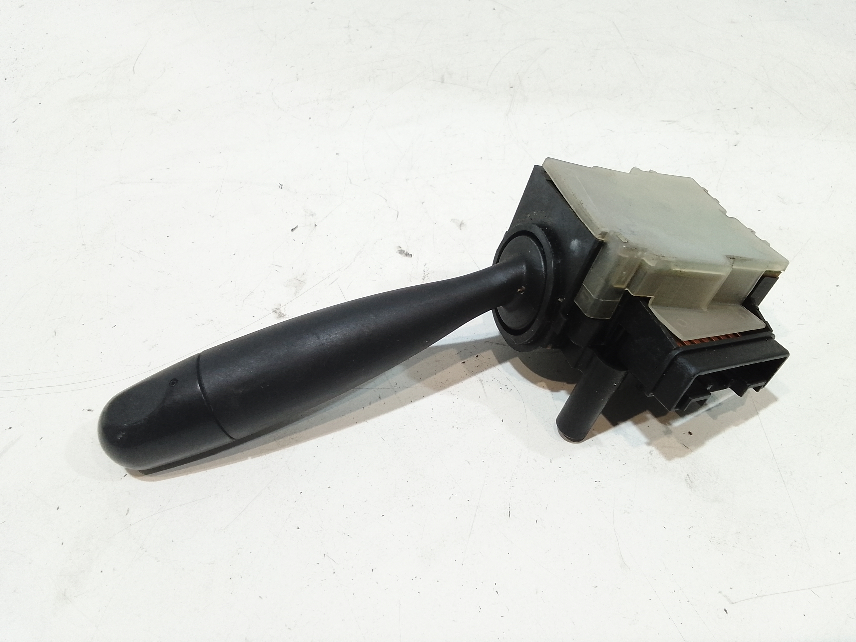 Devioluci destro per Nissan Pixo 1 Serie (2009 - 2013)