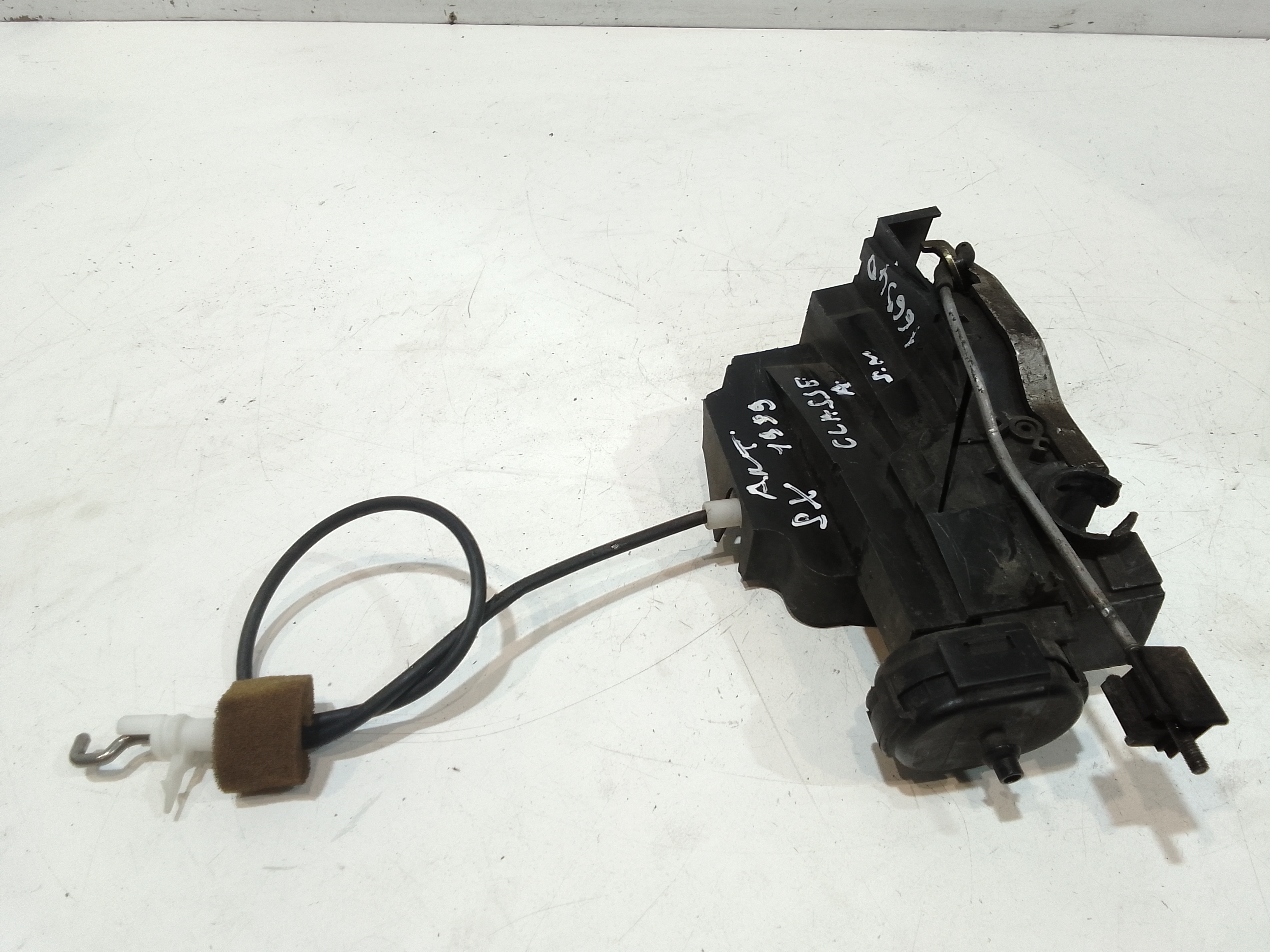 Serratura Anteriore Sinistra per Mercedes Classe A W168 1 Serie (1997 - 2001)