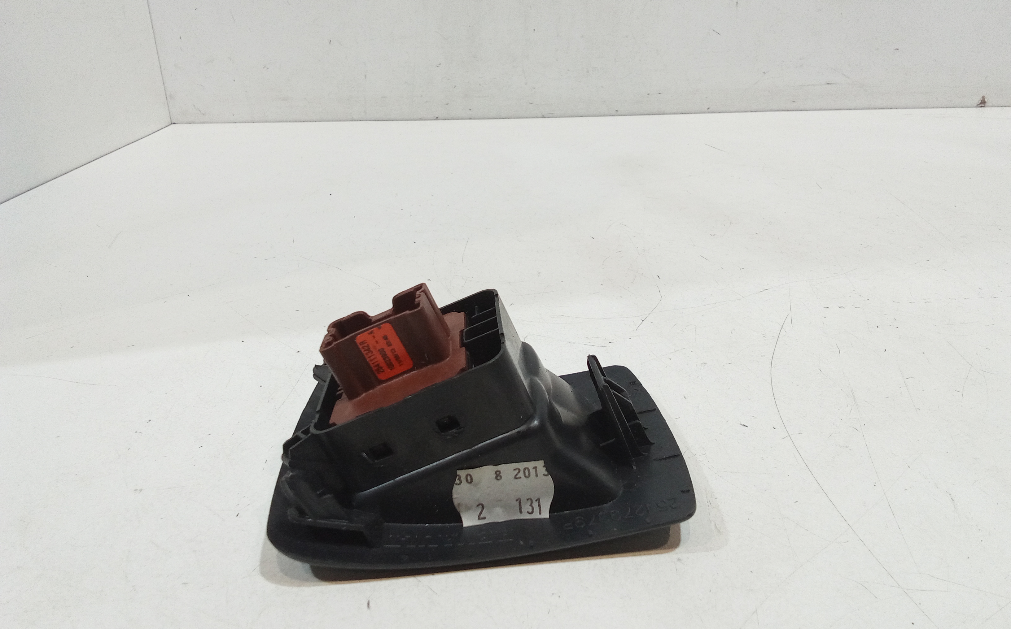 Pulsantiera anteriore sinistra Guida per Dacia Logan Serie Mcv (13>) (2013 - In produzione)