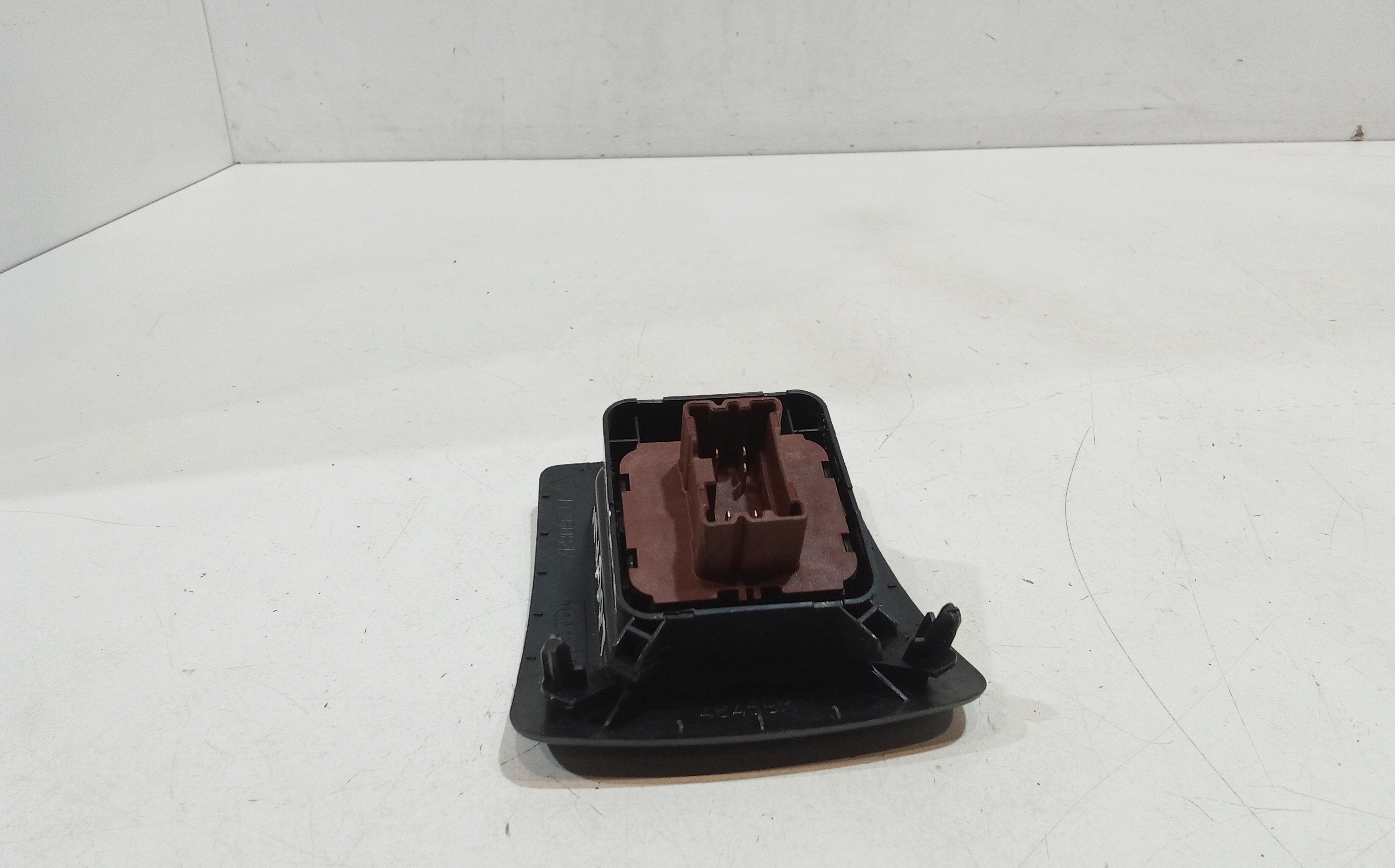 Pulsantiera anteriore sinistra Guida per Dacia Logan Serie Mcv (13>) (2013 - In produzione)