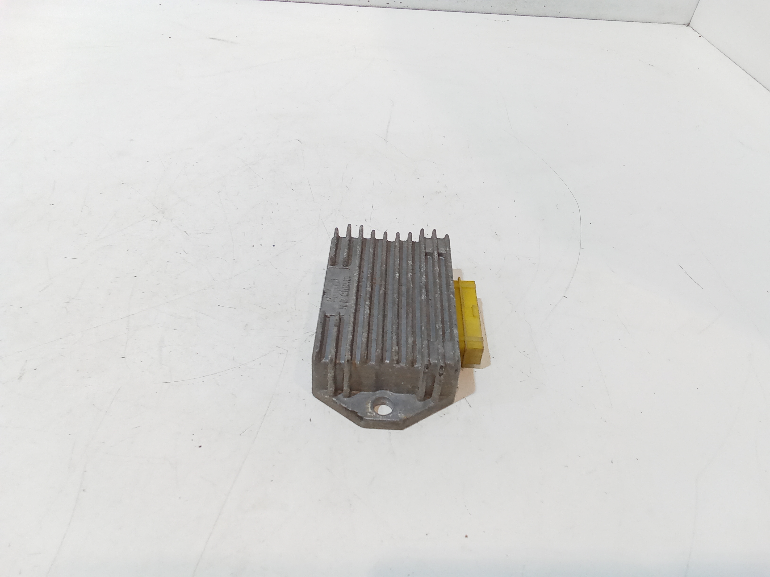 Regolatore di tensione per Gilera Runner 50cc  (97>06) (1997 - 2007)