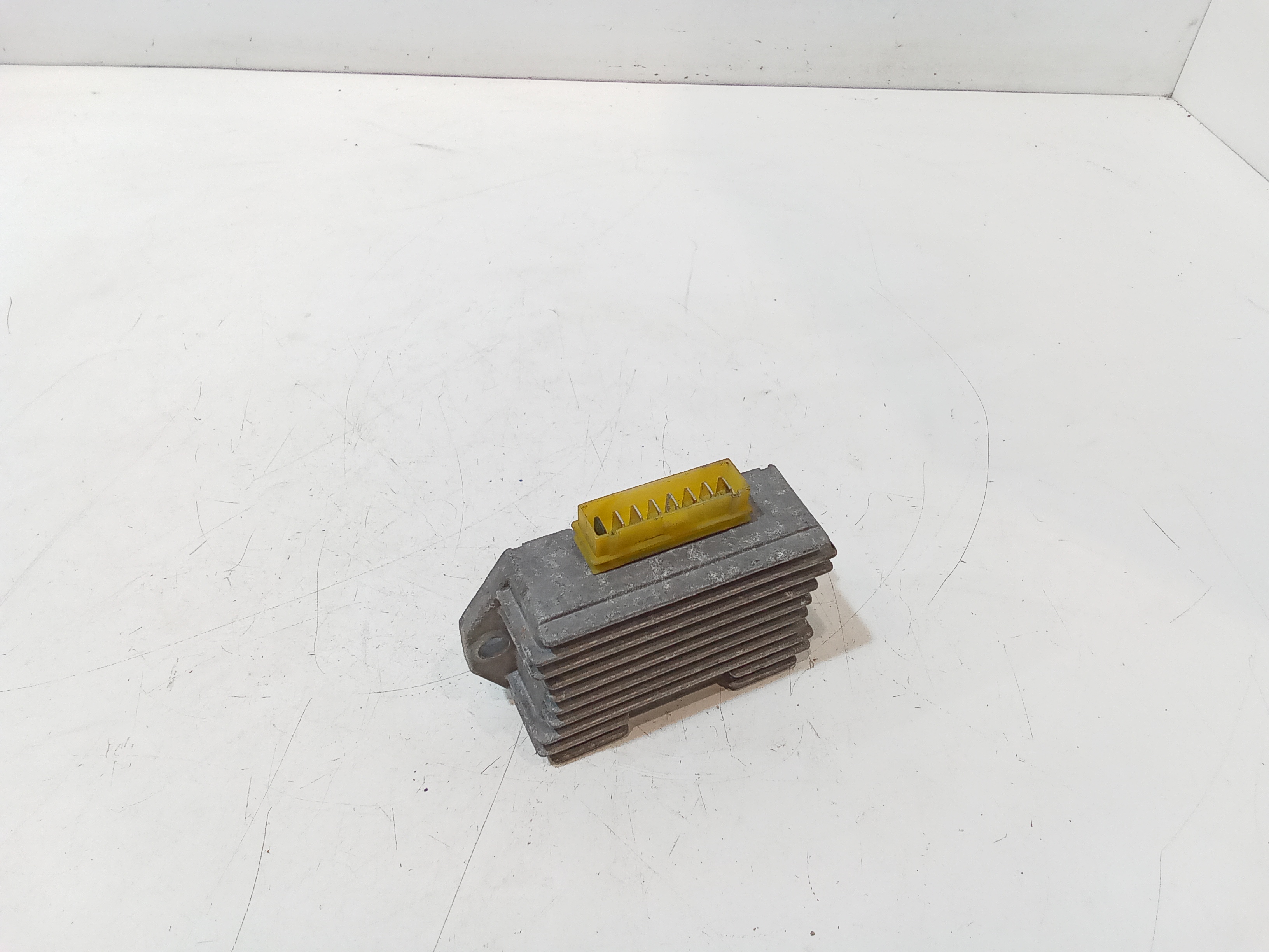 Regolatore di tensione per Gilera Runner 50cc  (97>06) (1997 - 2007)