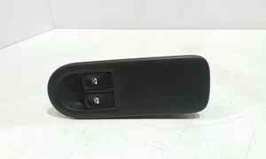 Pulsantiera anteriore sinistra Guida per Renault Clio Serie (04>08) (2004 - 2008)