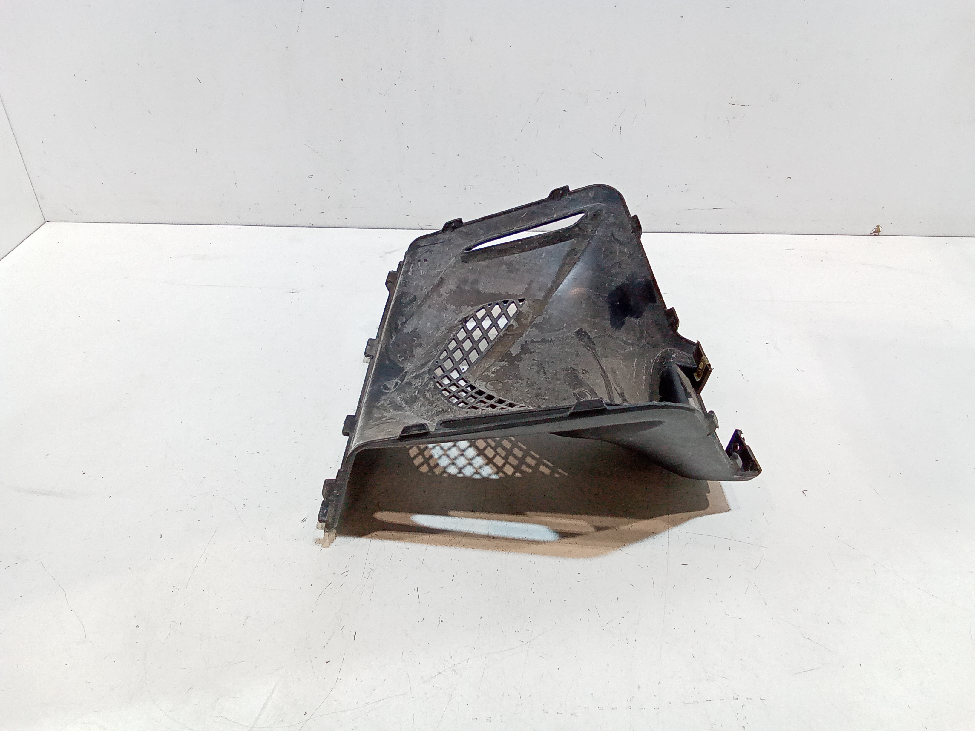 Carena centrale inferiore sella per Kymco Agility City 200cc (2016 - 2019)