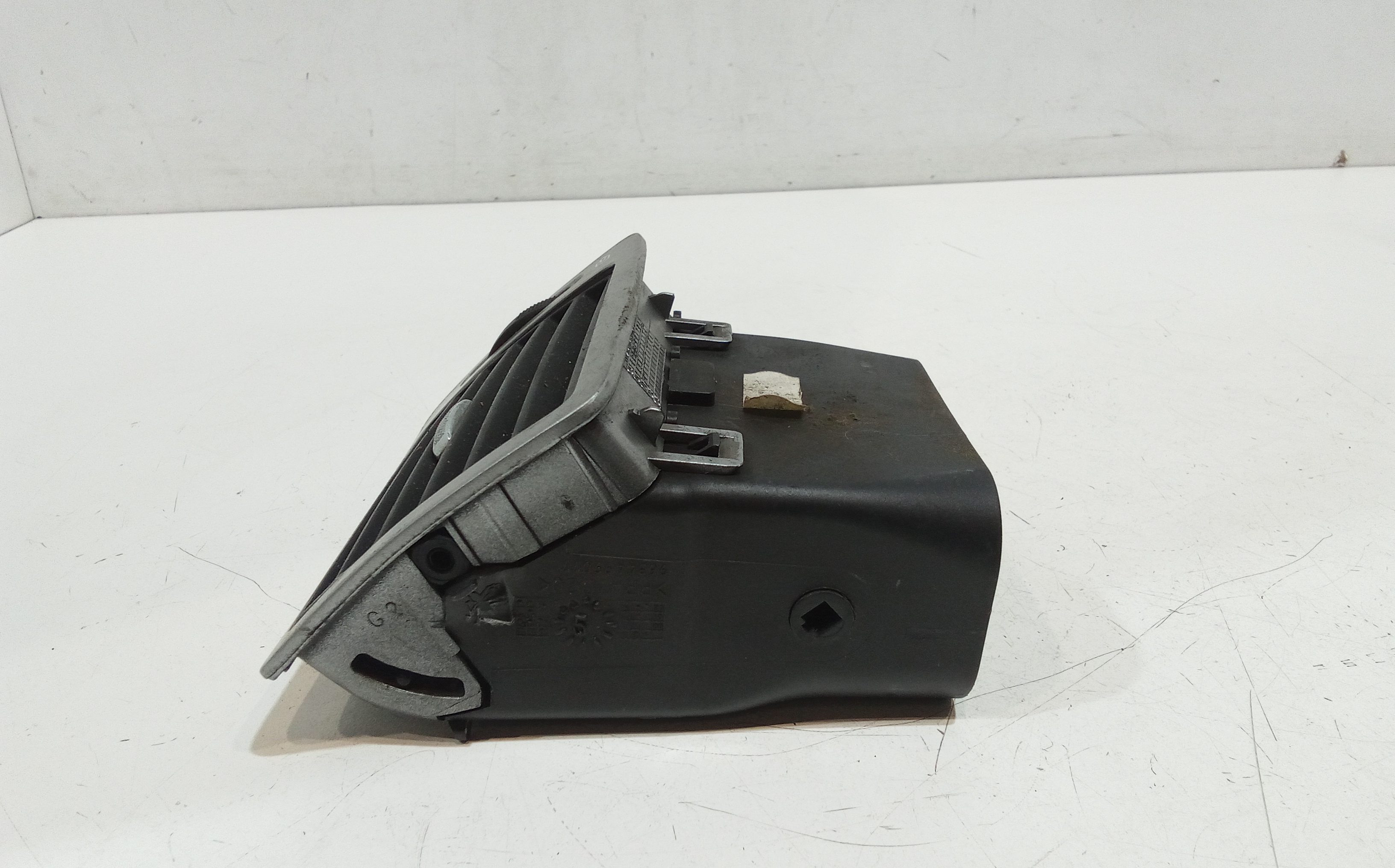 Bocchetta aria cruscotto lato guida per Peugeot 307 S. Wagon 2 Serie (2005 - In produzione)