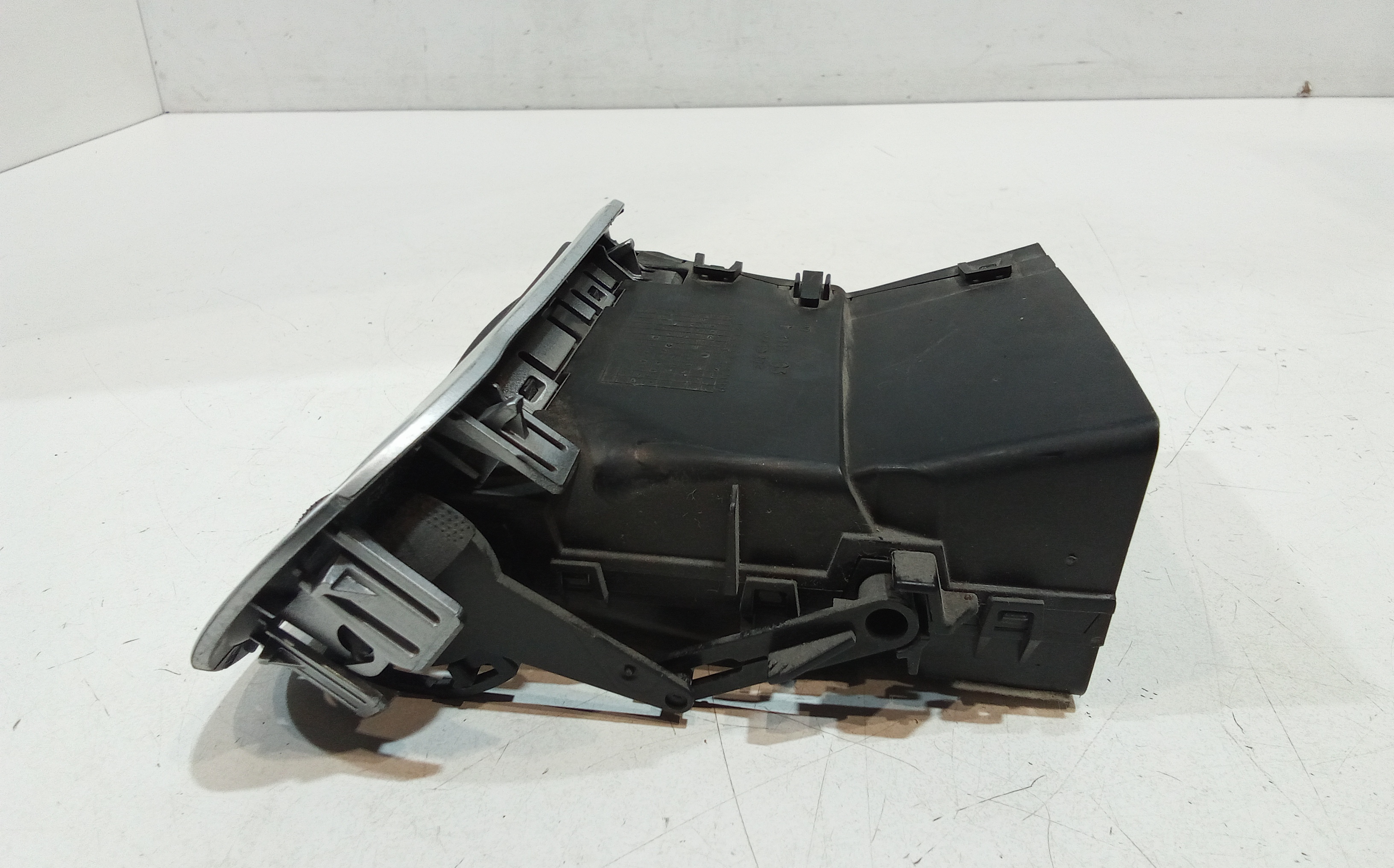 Bocchetta aria cruscotto lato guida per Renault Grand Modus 1 Serie (2008 - In produzione)