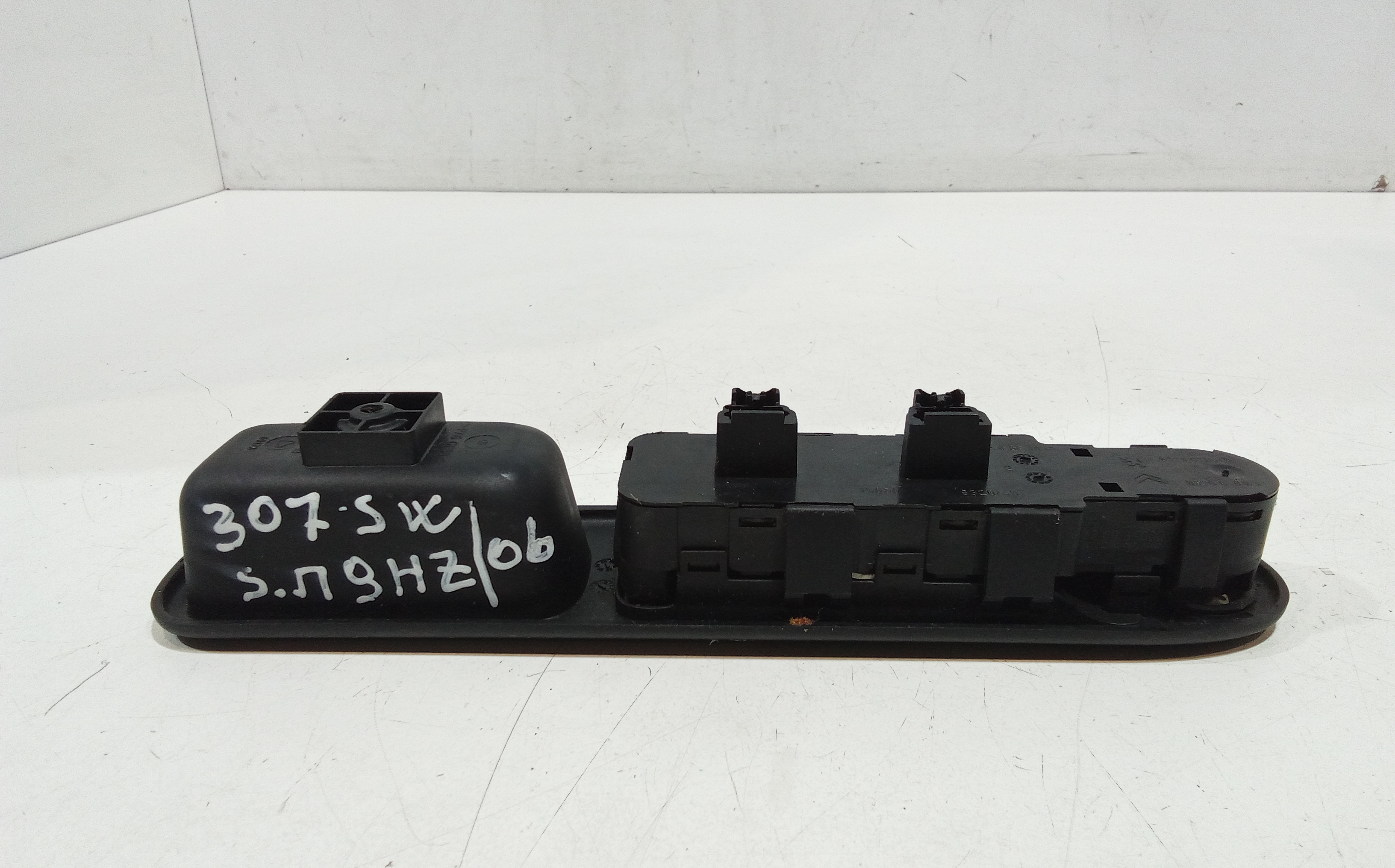 Pulsantiera anteriore sinistra Guida per Peugeot 307 S. Wagon 2 Serie (2005 - In produzione)