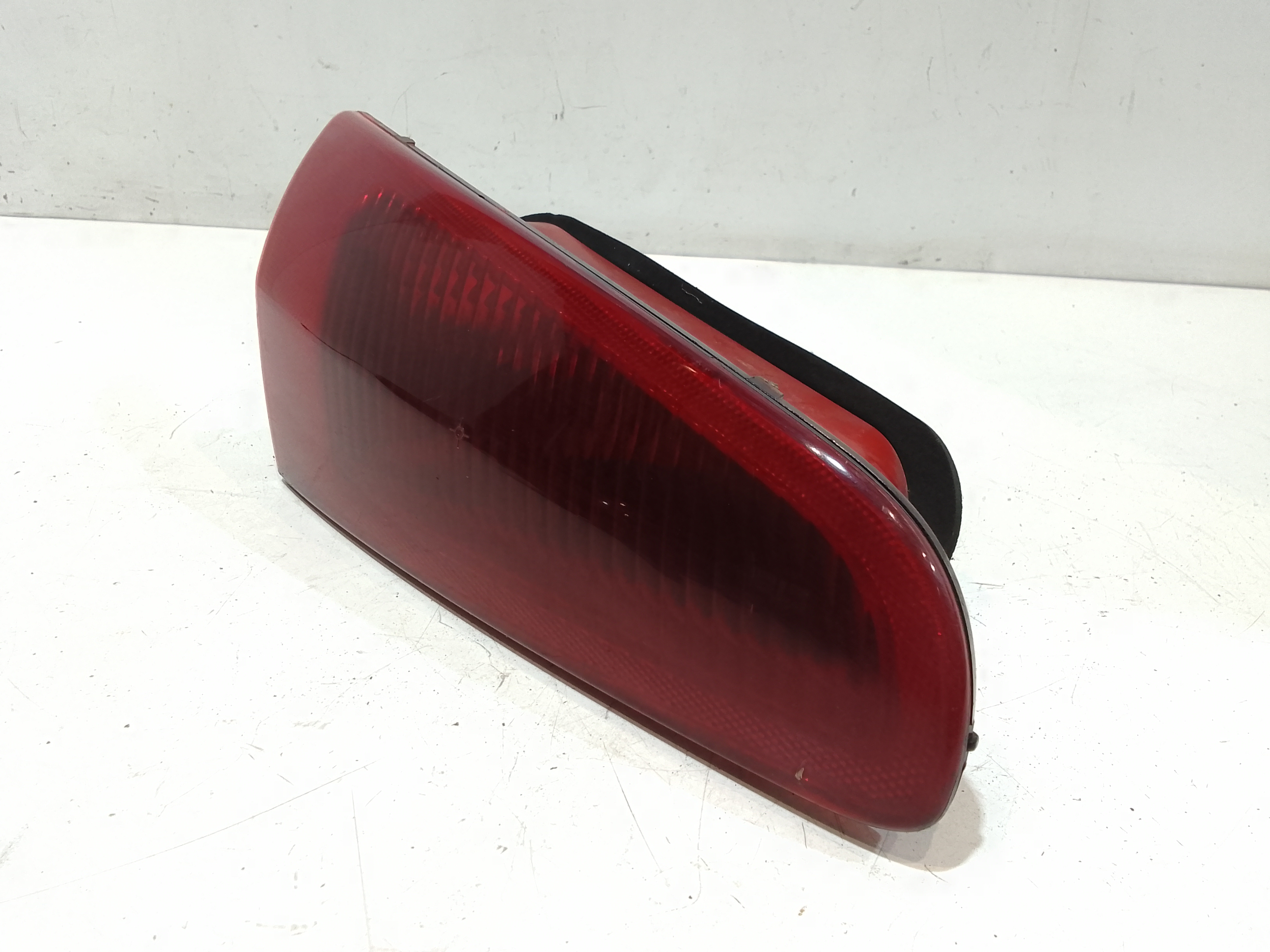 Stop Posteriore Sinistro Integrato nel Portello per Alfa Romeo 147 Serie (937) (00>05<) (2000 - 2005)