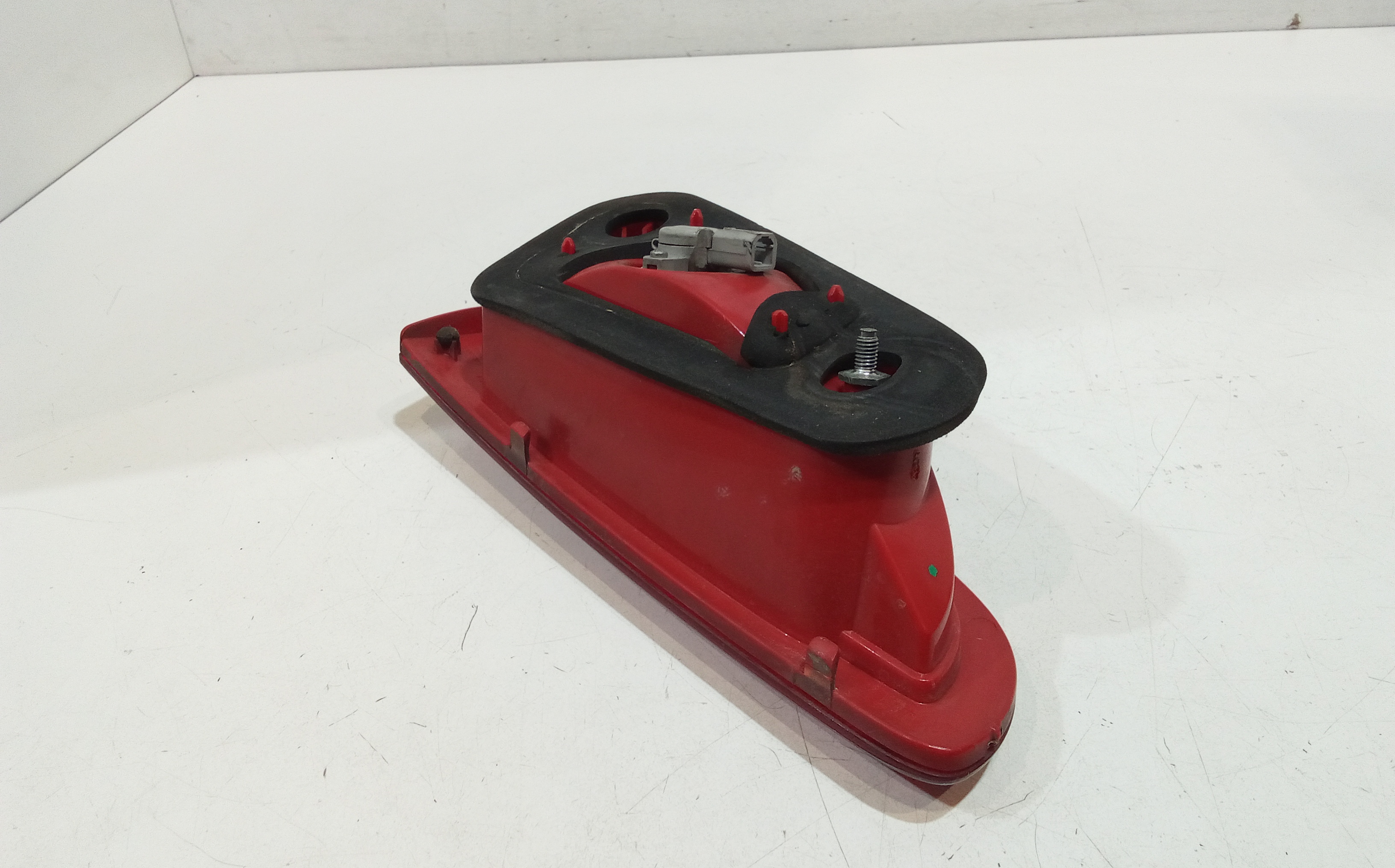 Stop Posteriore Destro Integrato nel Portello per Alfa Romeo 147 Serie (937) (00>05<) (2000 - 2005)