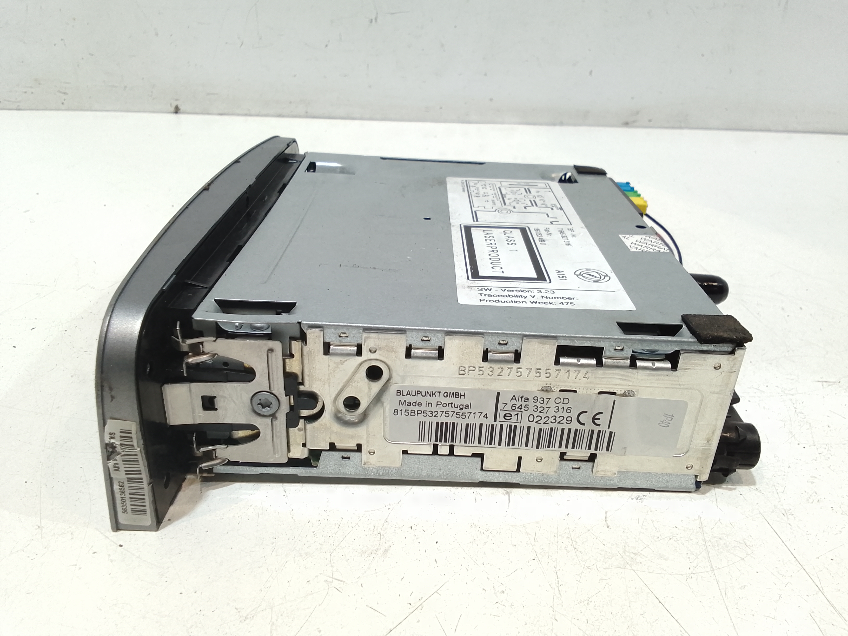 Autoradio per Alfa Romeo 147 Serie (937) (00>05<) (2000 - 2005)