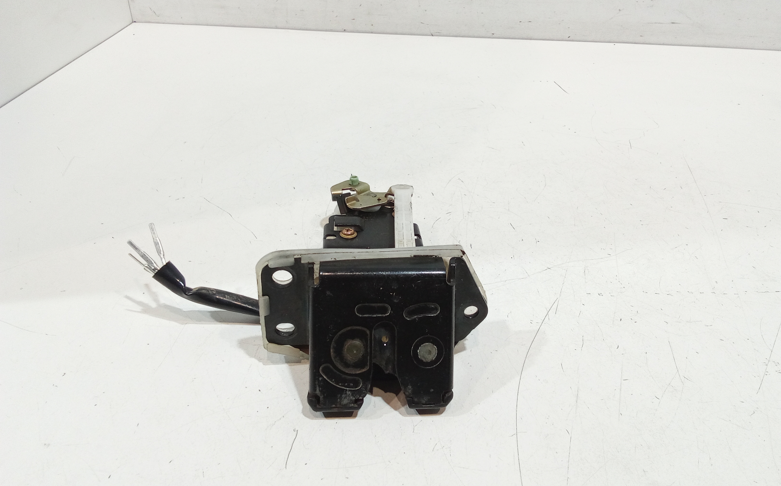 Serratura Cofano Posteriore per Opel Agila 1 Serie (2000 - 2004)