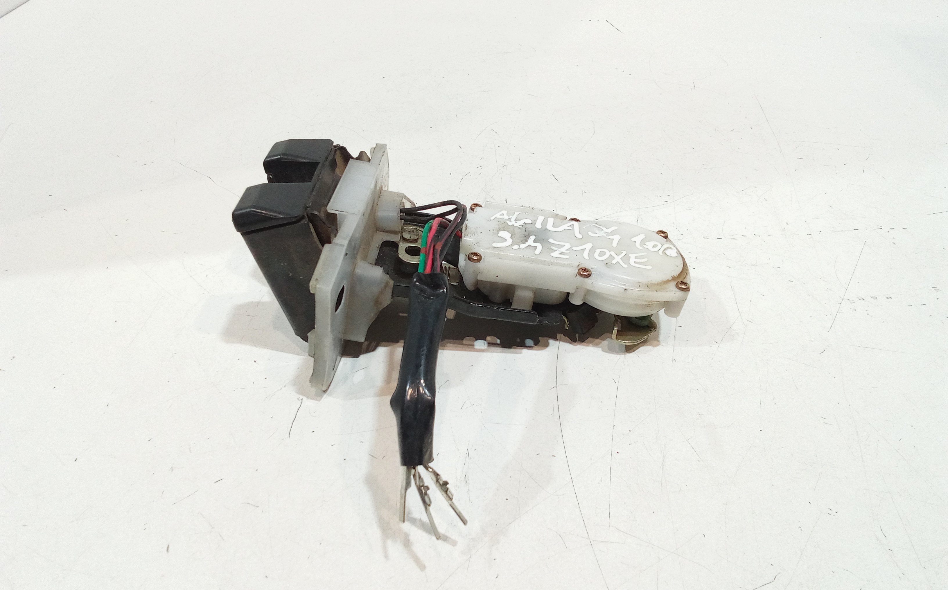 Serratura Cofano Posteriore per Opel Agila 1 Serie (2000 - 2004)