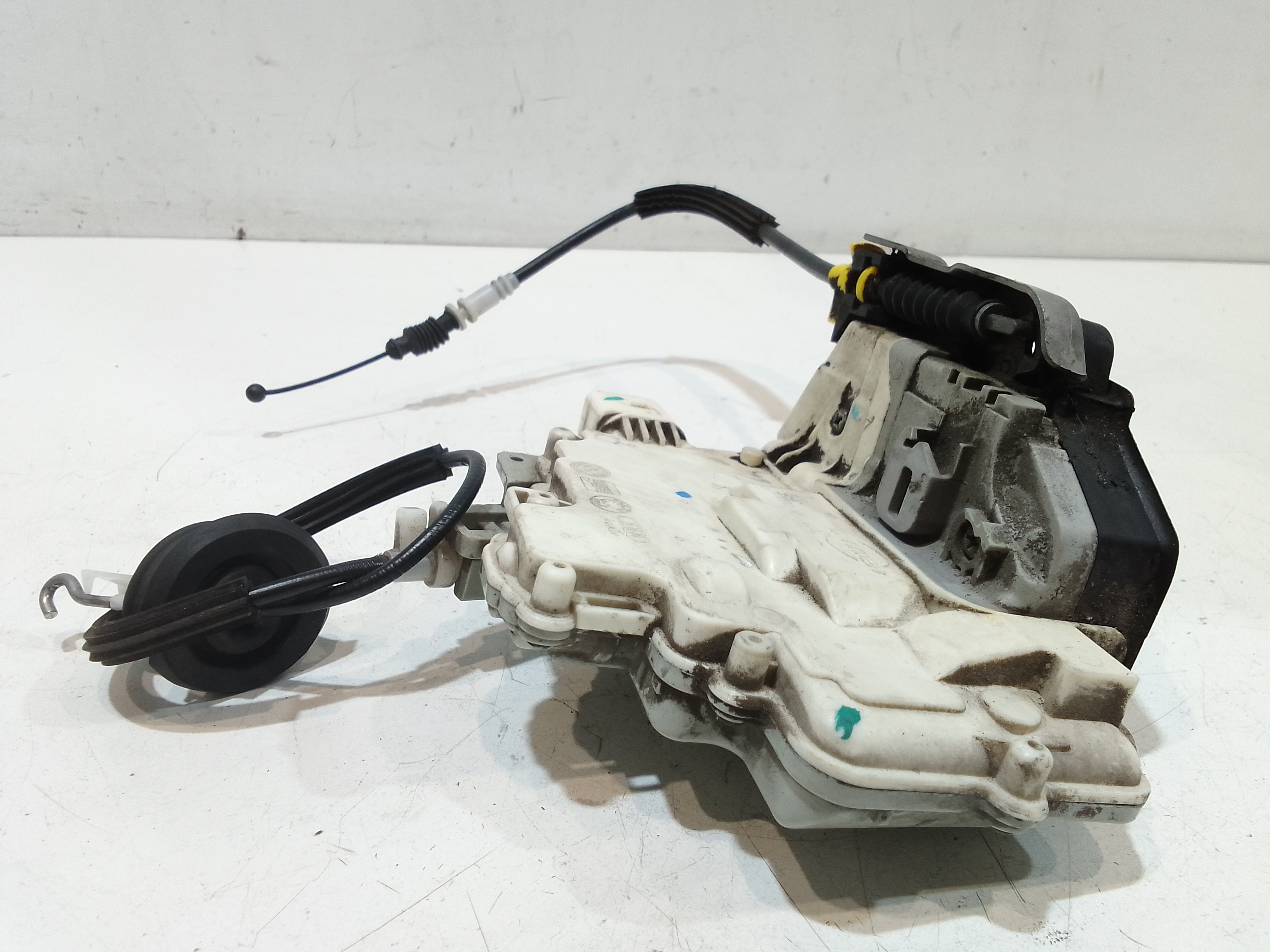 Serratura Posteriore destra per Audi A4 Avant (8k5) (08>15) (2008 - 2015)