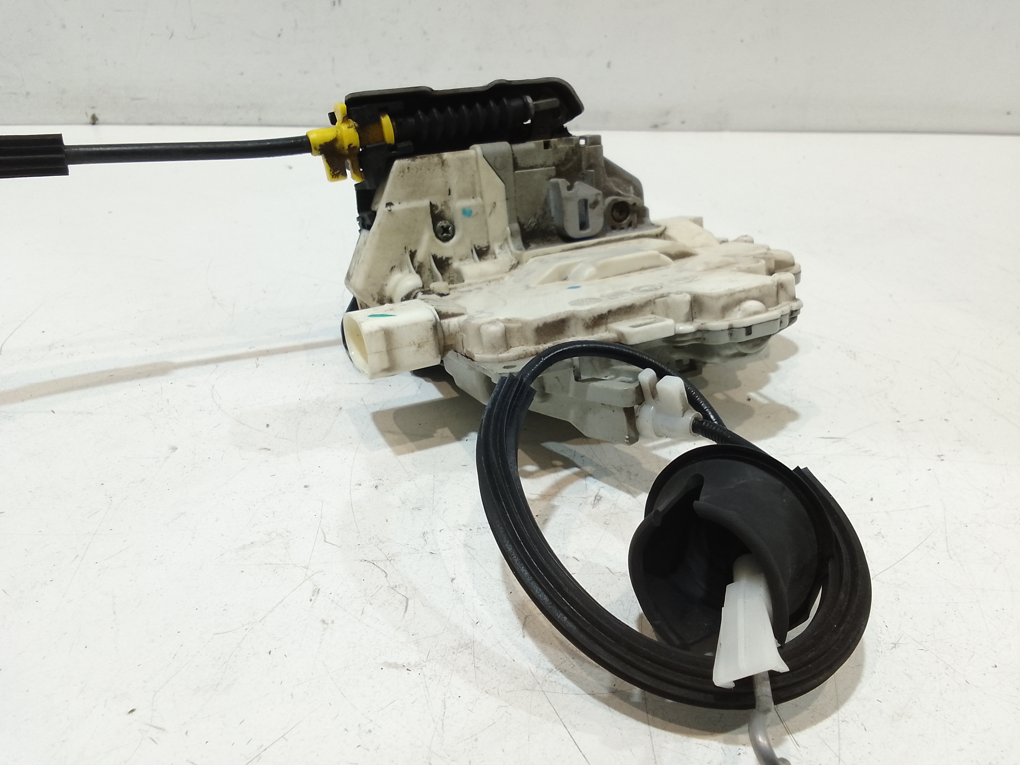 Serratura Posteriore destra per Audi A4 Avant (8k5) (08>15) (2008 - 2015)