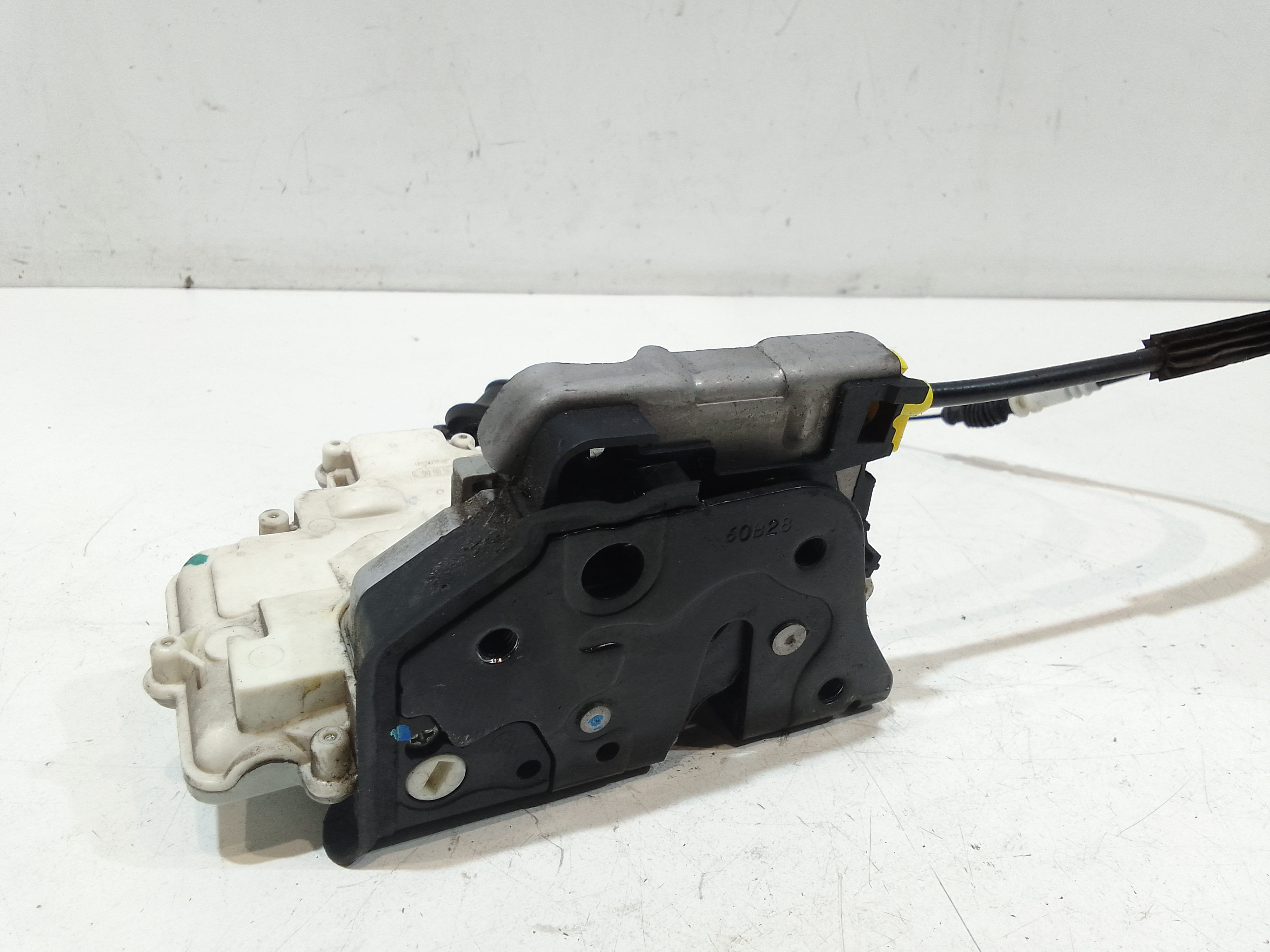 Serratura Posteriore destra per Audi A4 Avant (8k5) (08>15) (2008 - 2015)