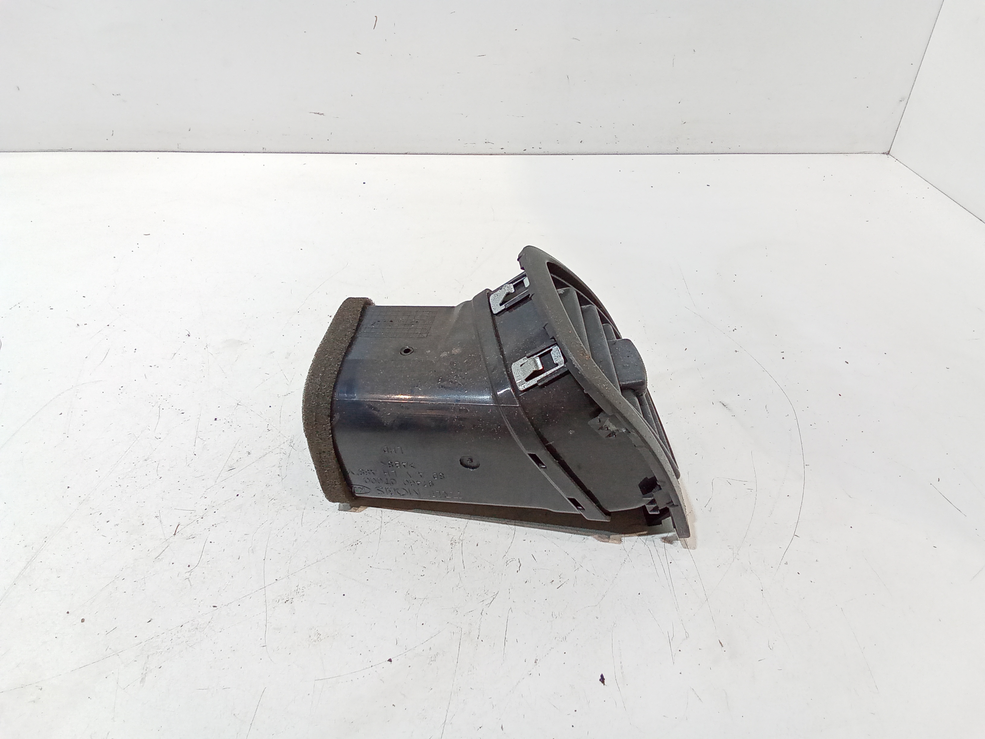 Bocchetta aria cruscotto lato guida per Kia Picanto 1 Serie (2004 - 2008)