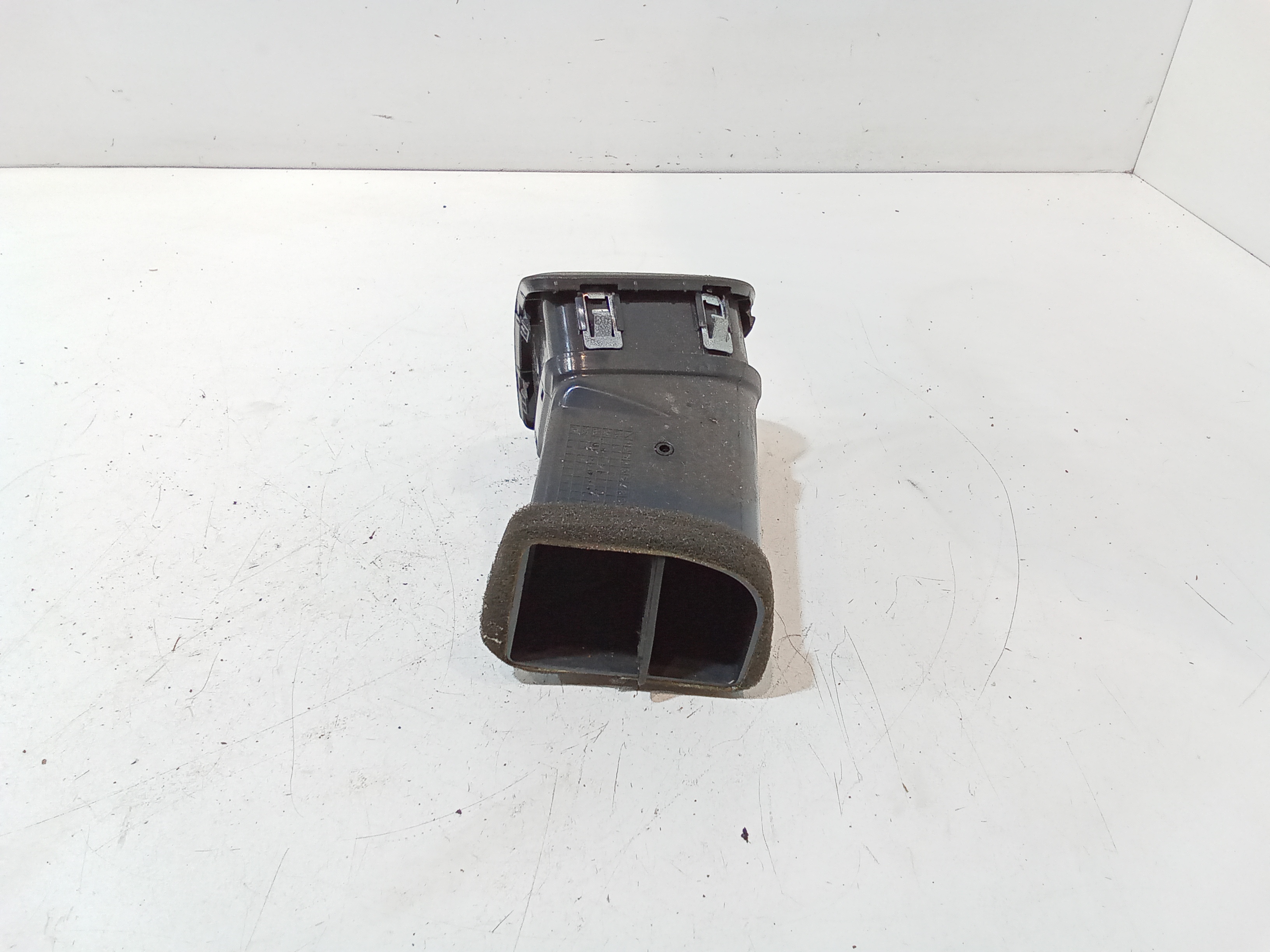 Bocchetta aria cruscotto lato guida per Kia Picanto 1 Serie (2004 - 2008)