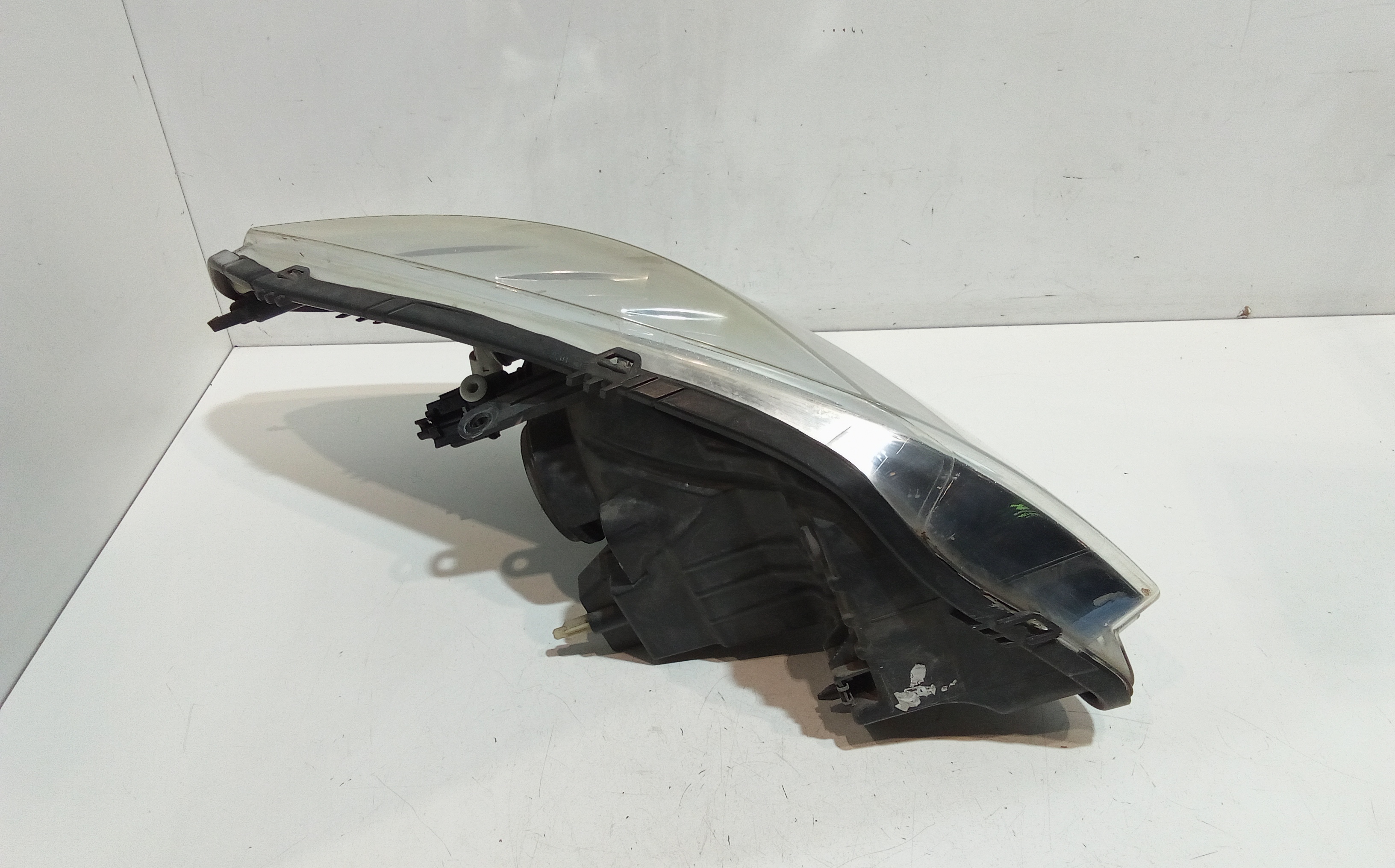Faro anteriore Sinistro Guida per Dacia Sandero 1 Serie (2008 - 2012)