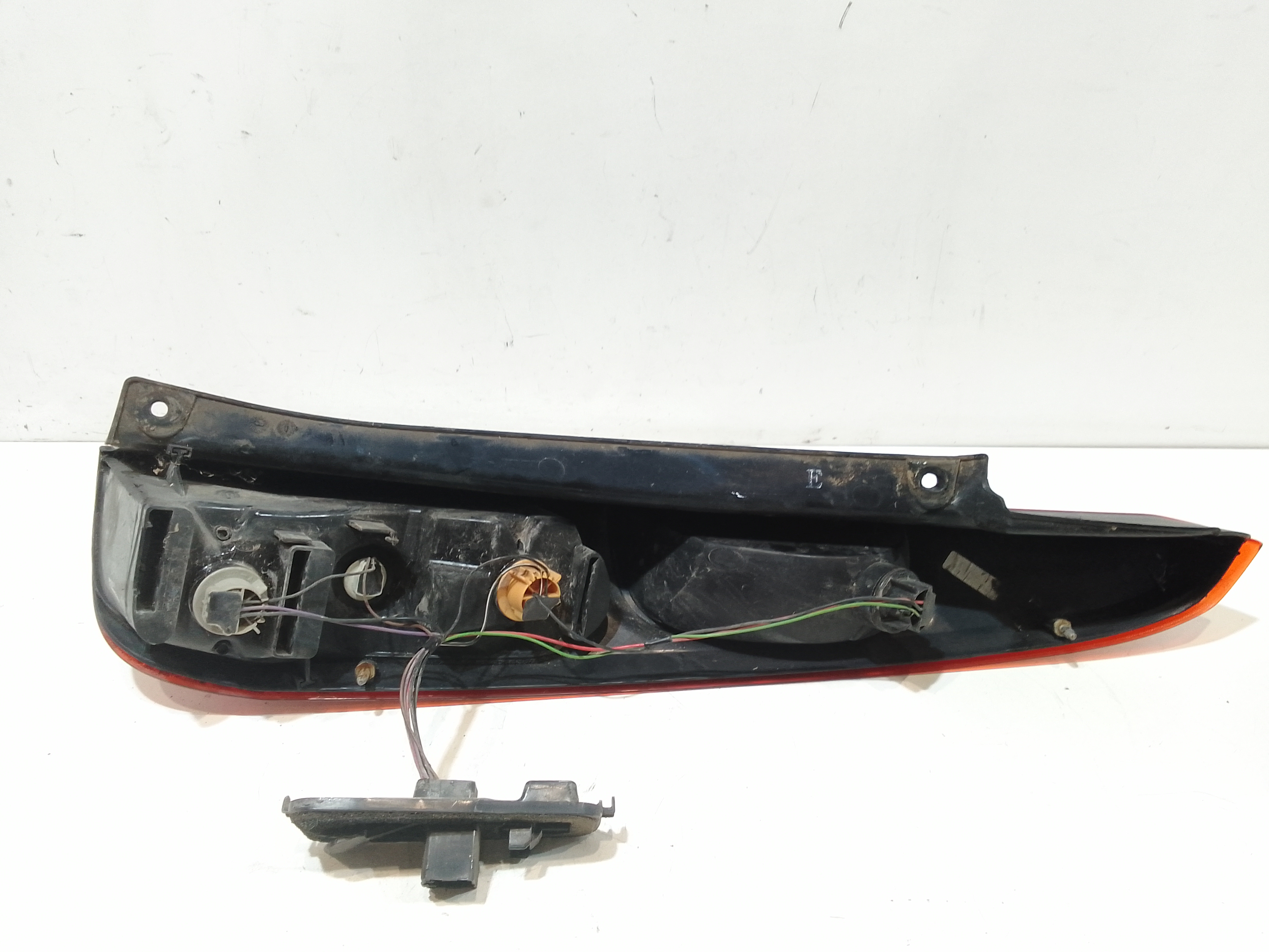 Stop fanale Posteriore sinistro lato Guida per Ford Fiesta 5 Serie (2005 - 2008)