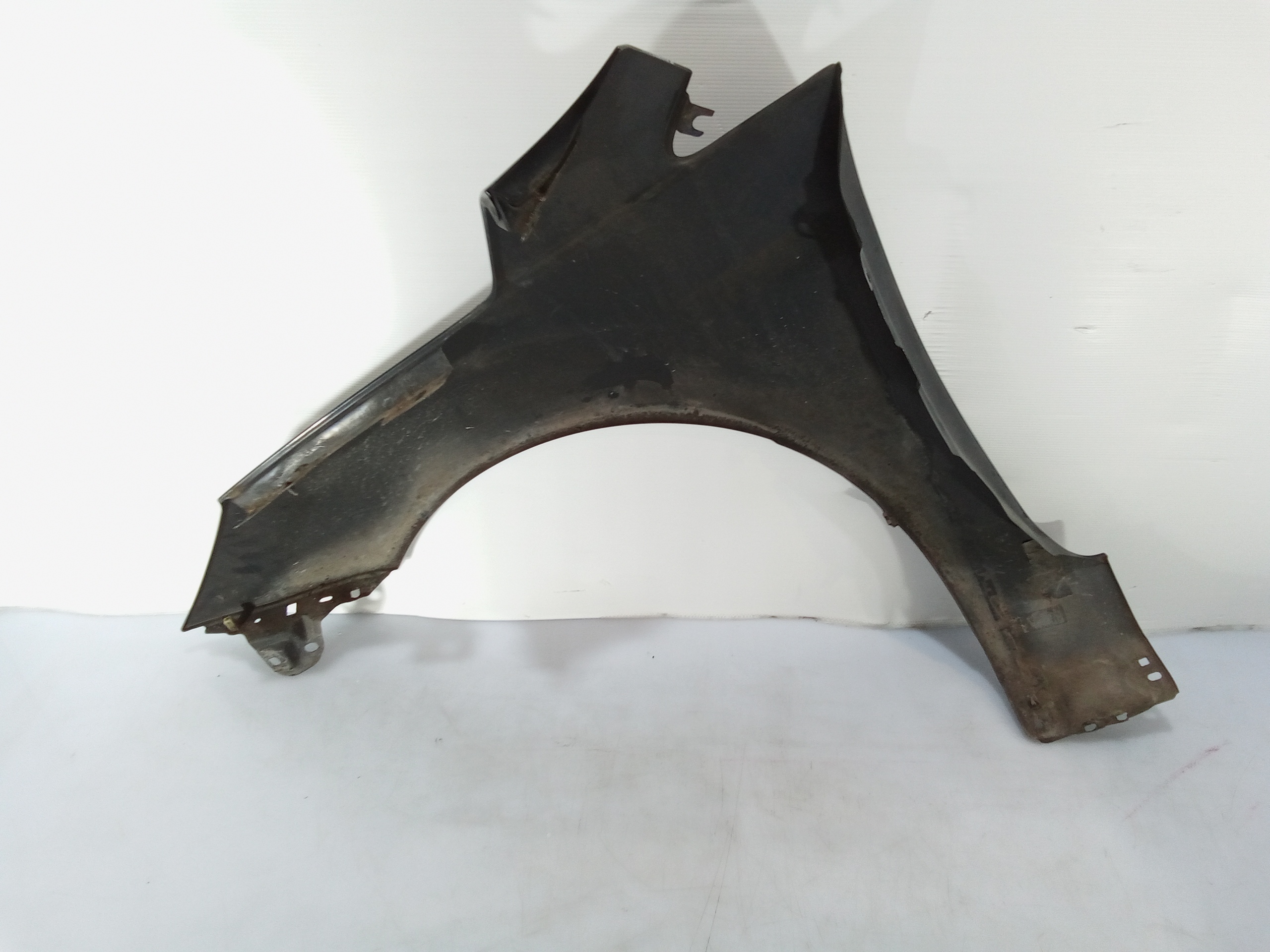Parafango Anteriore Destro per Ford Focus Berlina 4 Serie (2008 - 2011)