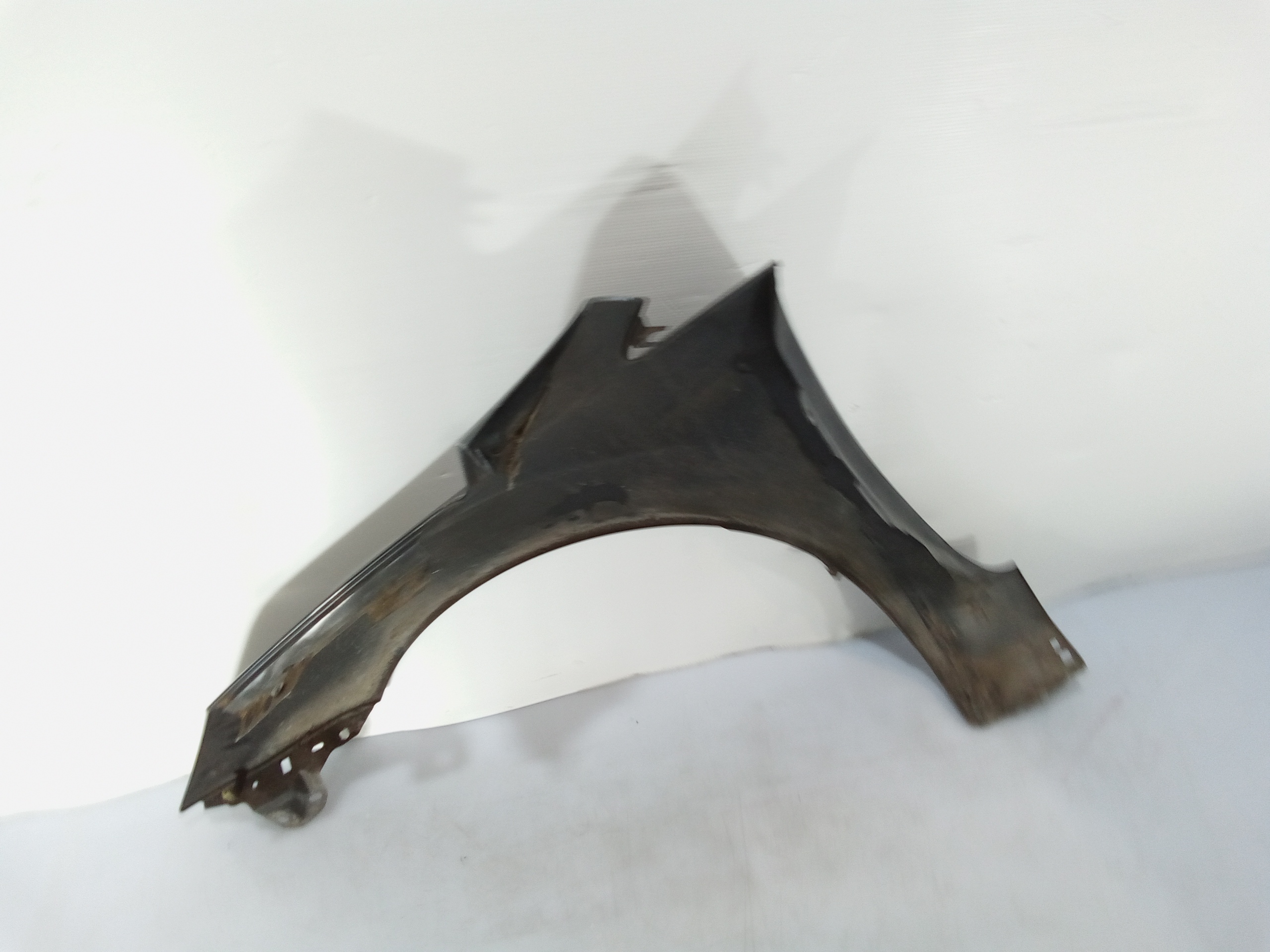 Parafango Anteriore Destro per Ford Focus Berlina 4 Serie (2008 - 2011)