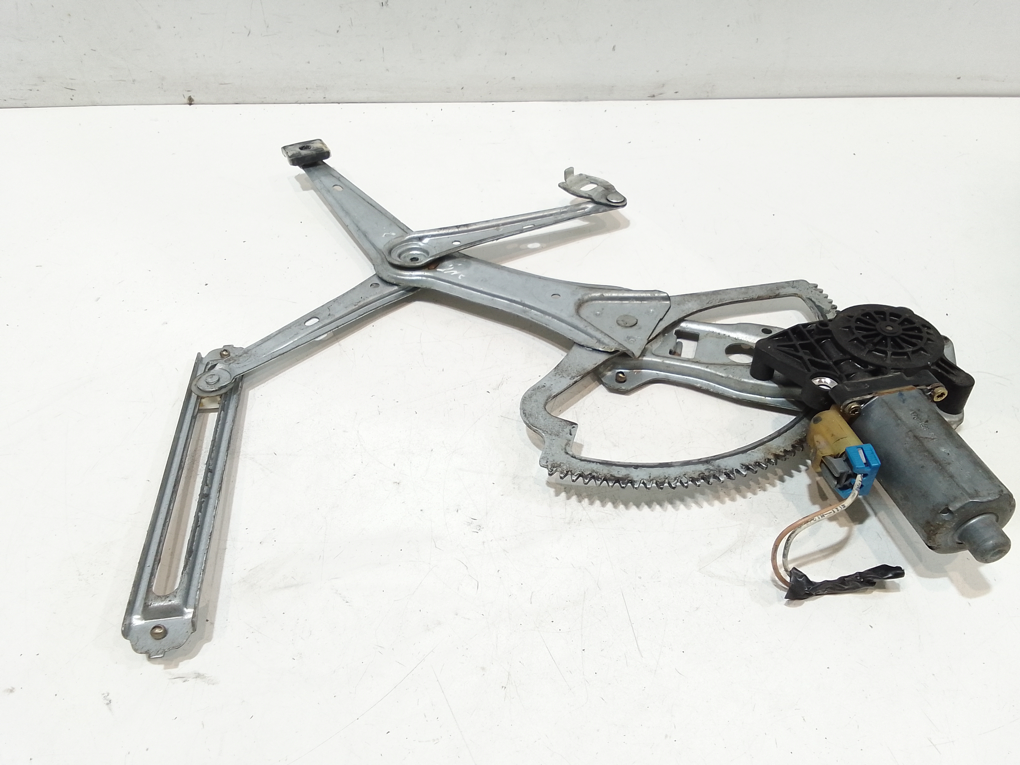 Cremagliera anteriore sinistra Guida per Mercedes Ml W163 1 Serie (1997 - 2002)