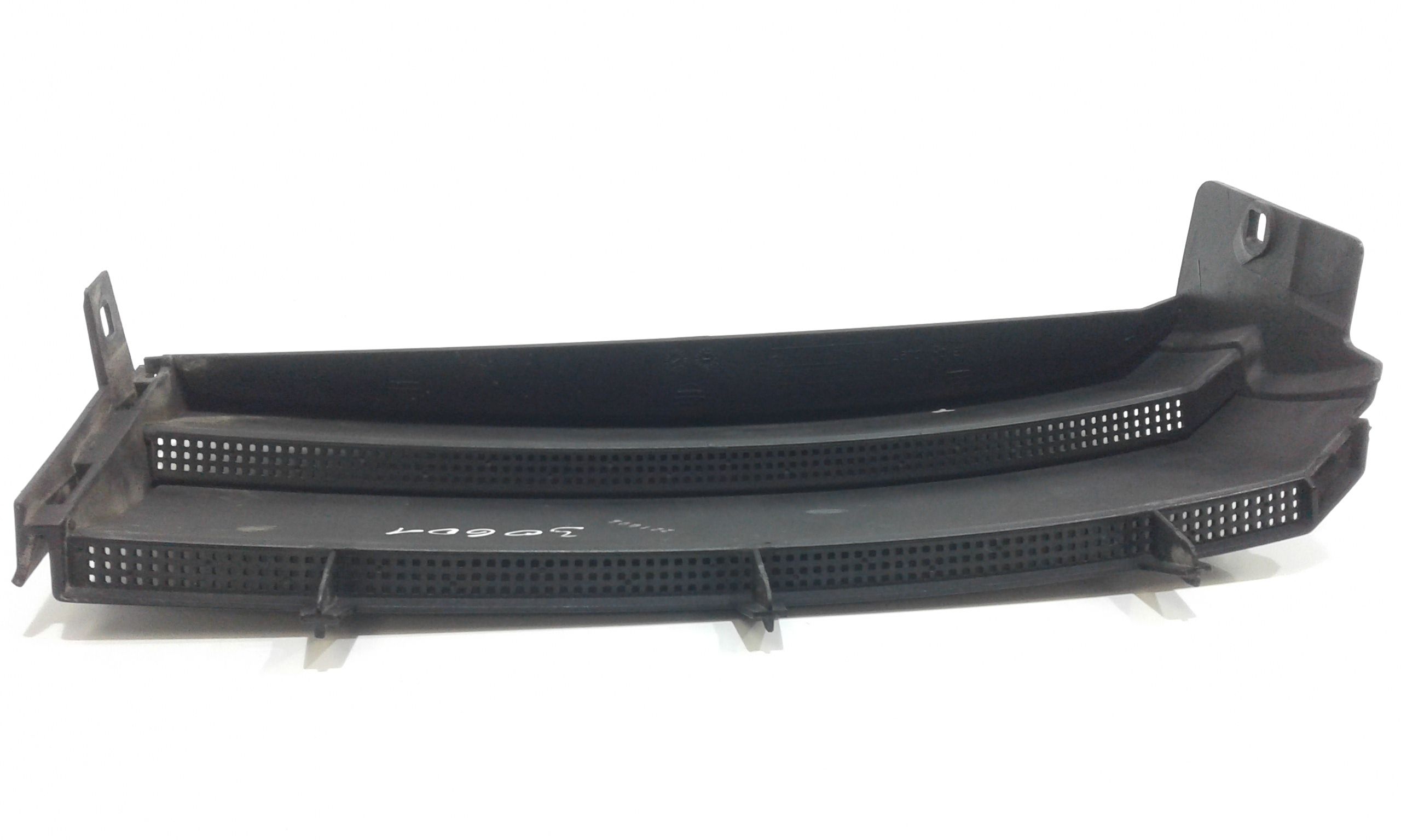 Presa d aria anteriore SX LAND ROVER Range Rover Serie LM AMC 014