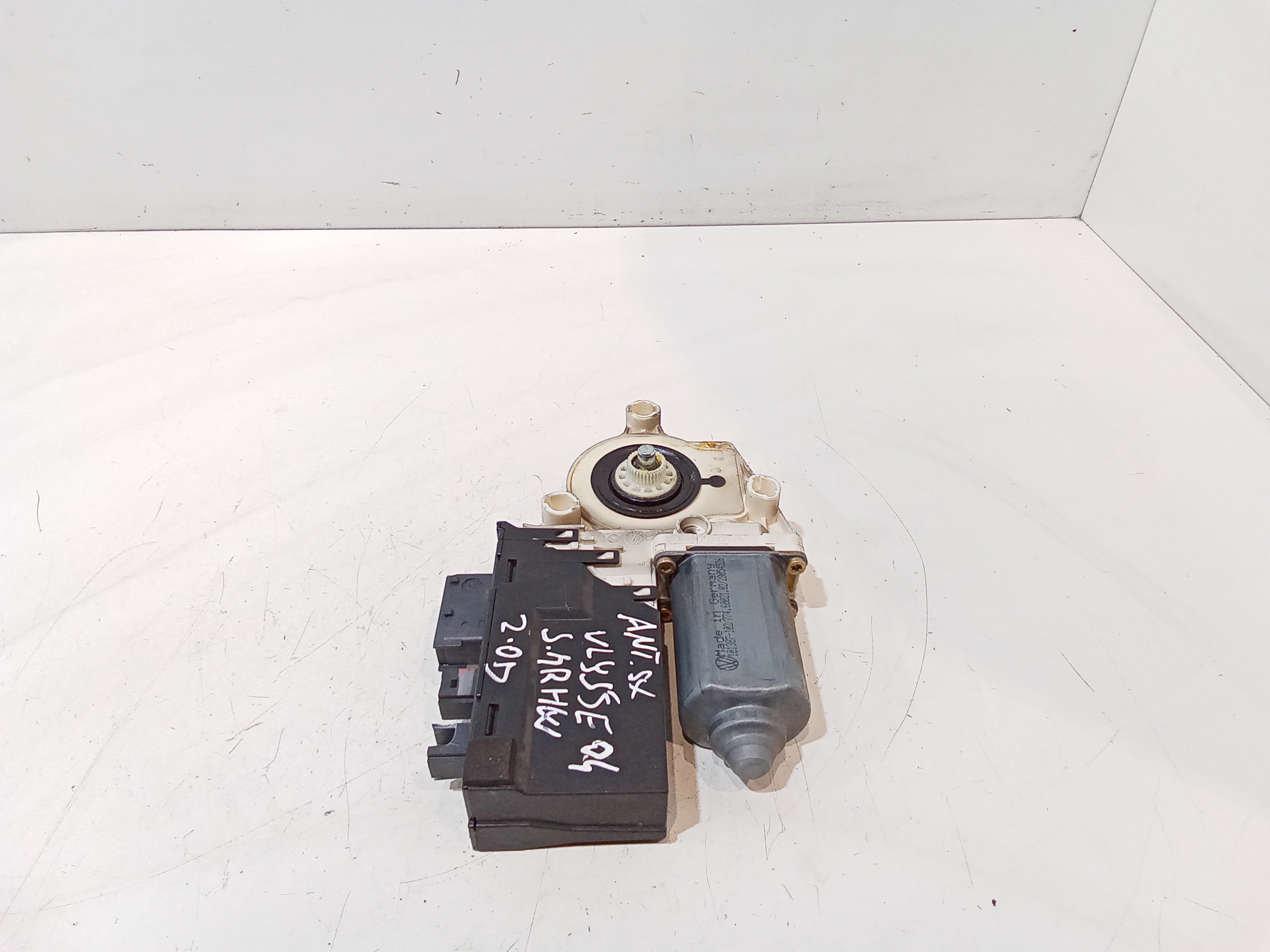 Motorino Alzavetro anteriore Sinistro per Fiat Ulysse 3 Serie (2002 - 2008)