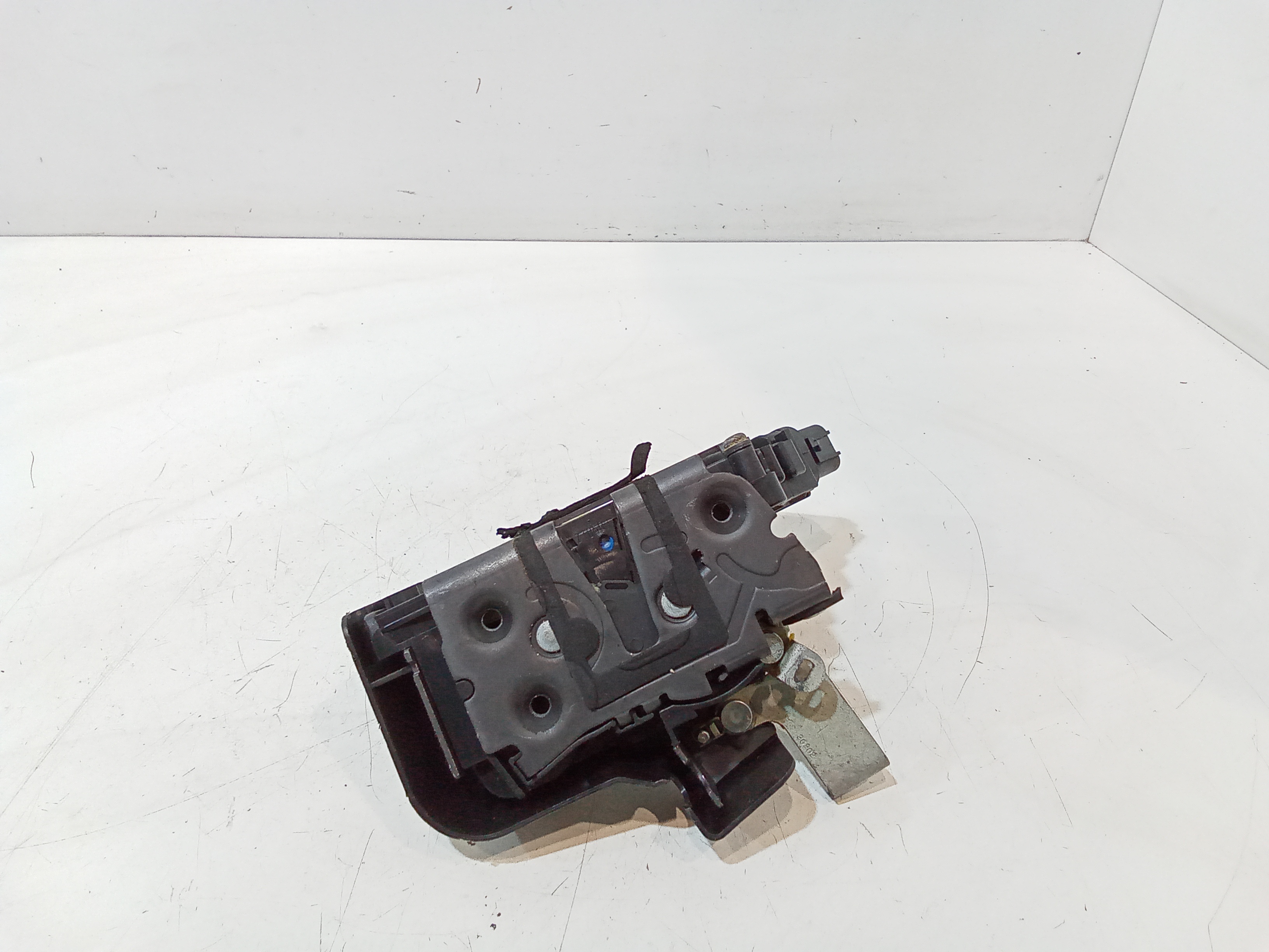 Serratura Posteriore Sinistra per Ford Focus Berlina 3 Serie (2004 - 2008)