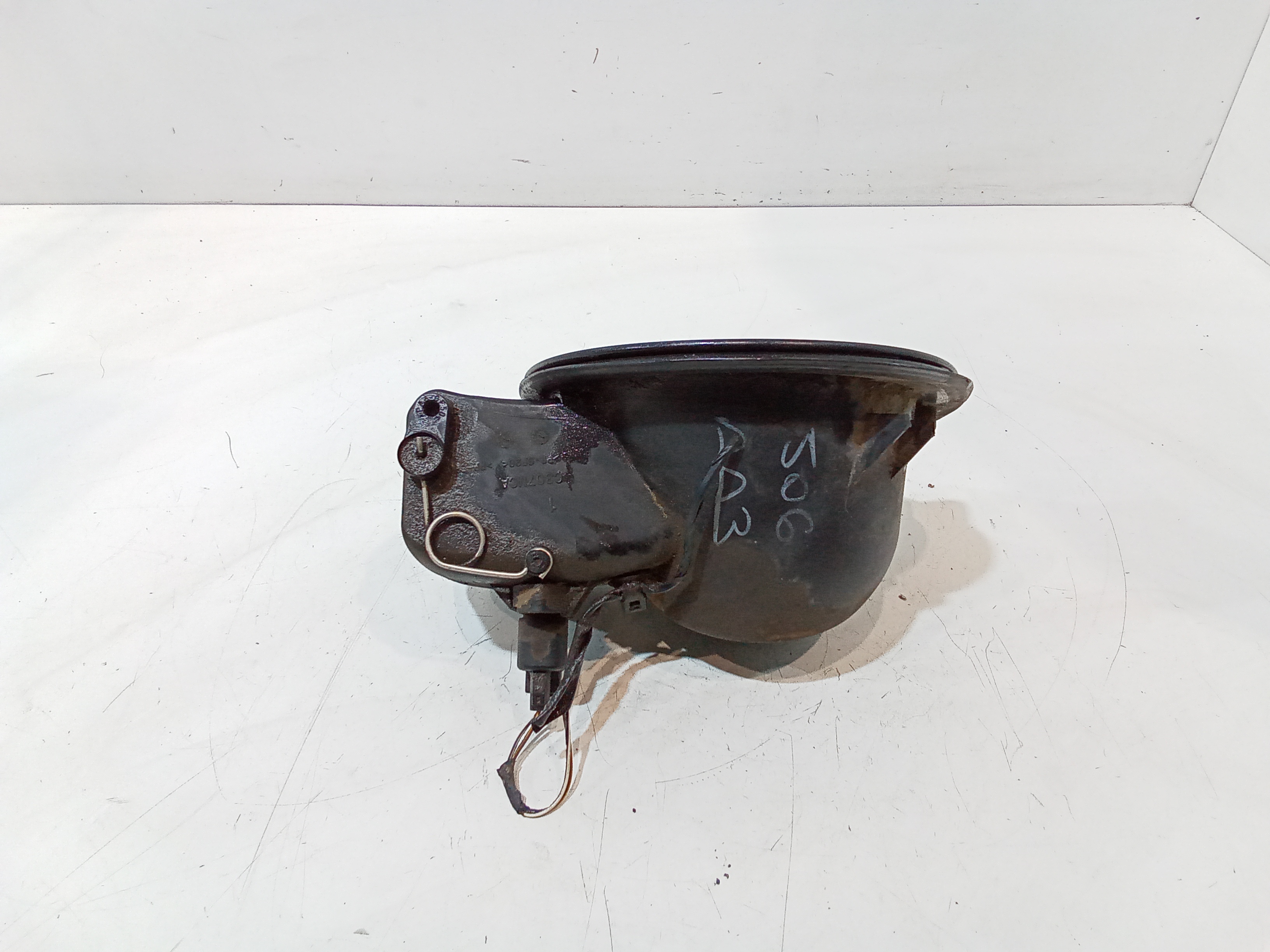 Sportellino Carburante per Ford Focus Berlina 3 Serie (2004 - 2008)