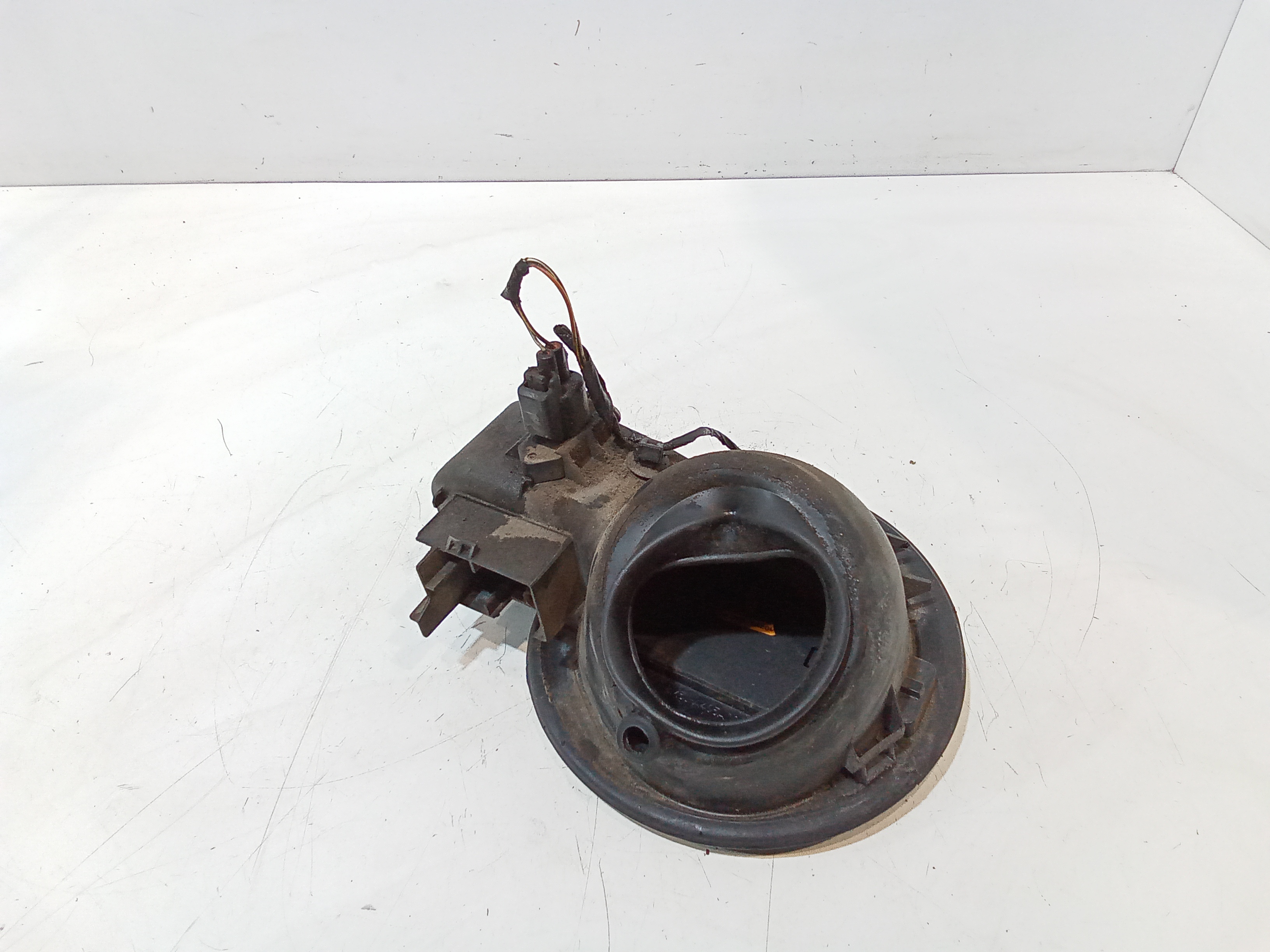 Sportellino Carburante per Ford Focus Berlina 3 Serie (2004 - 2008)